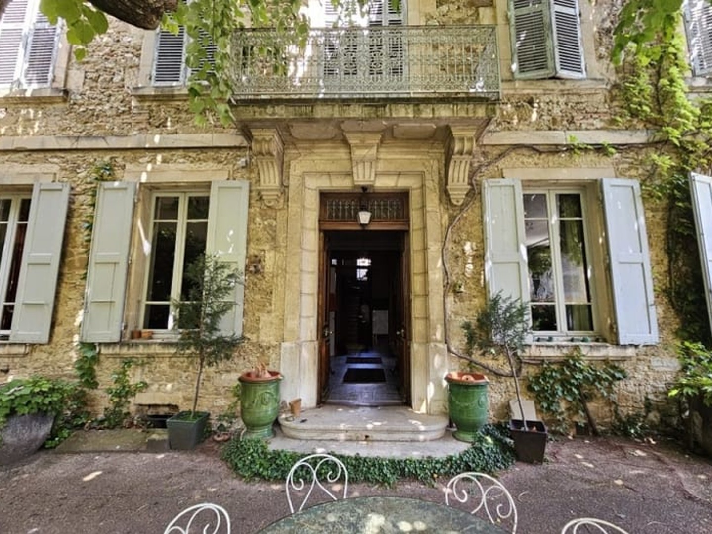 Maison bourgeoise fin 19ème dans village de charme