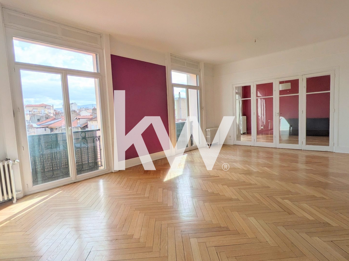 Appartement à vendre - 5 pièces - 164m2 - Saint-Étienne (42000)