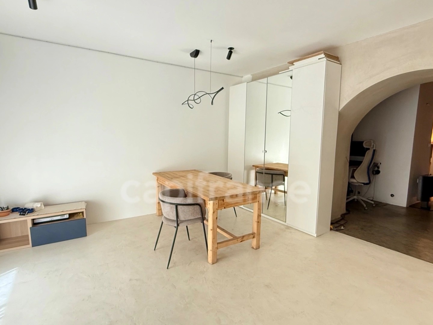 Local commercial 2 pièces 39 m²