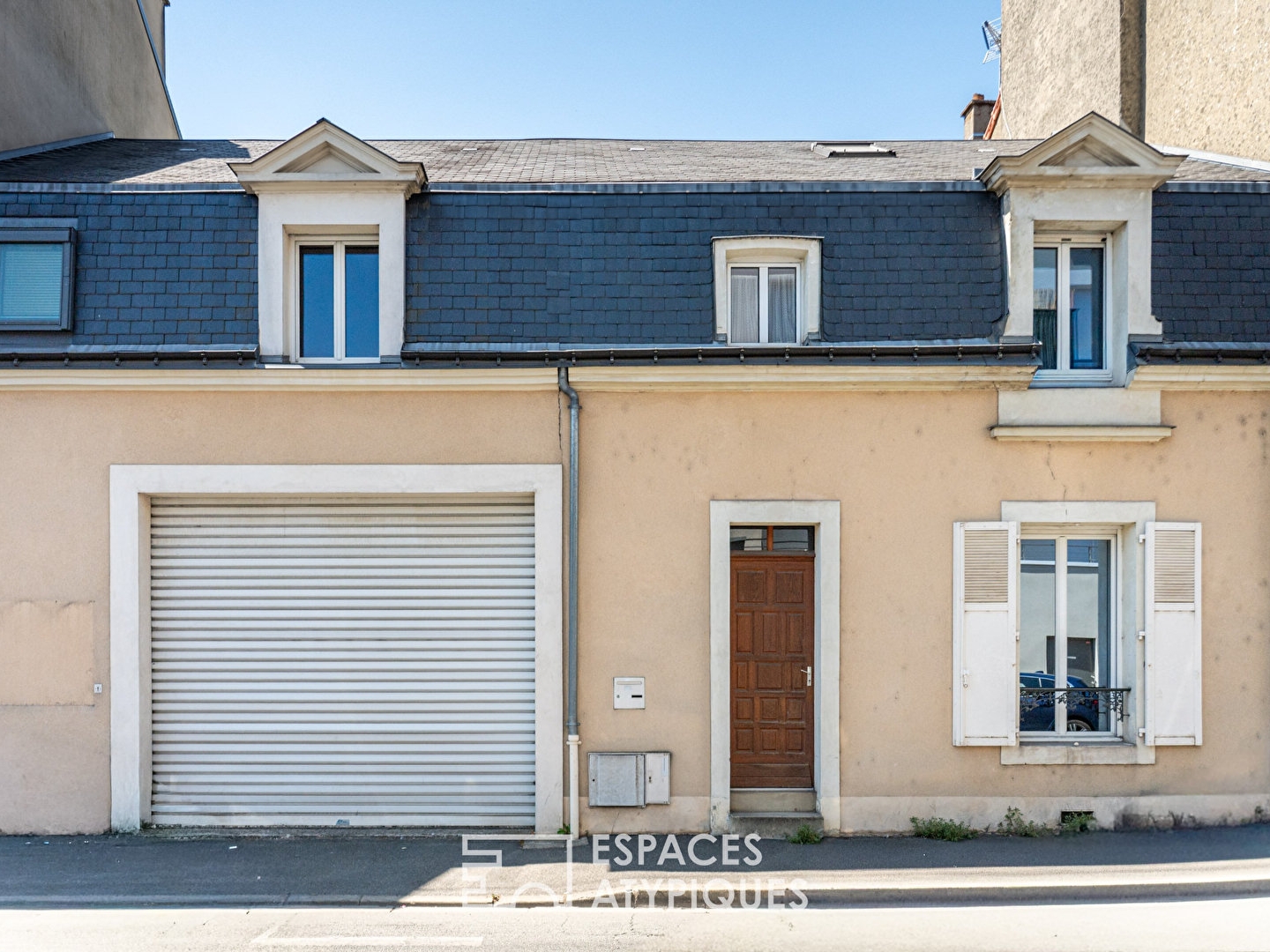 Maison de ville et son loft industriel à deux pas de la gare