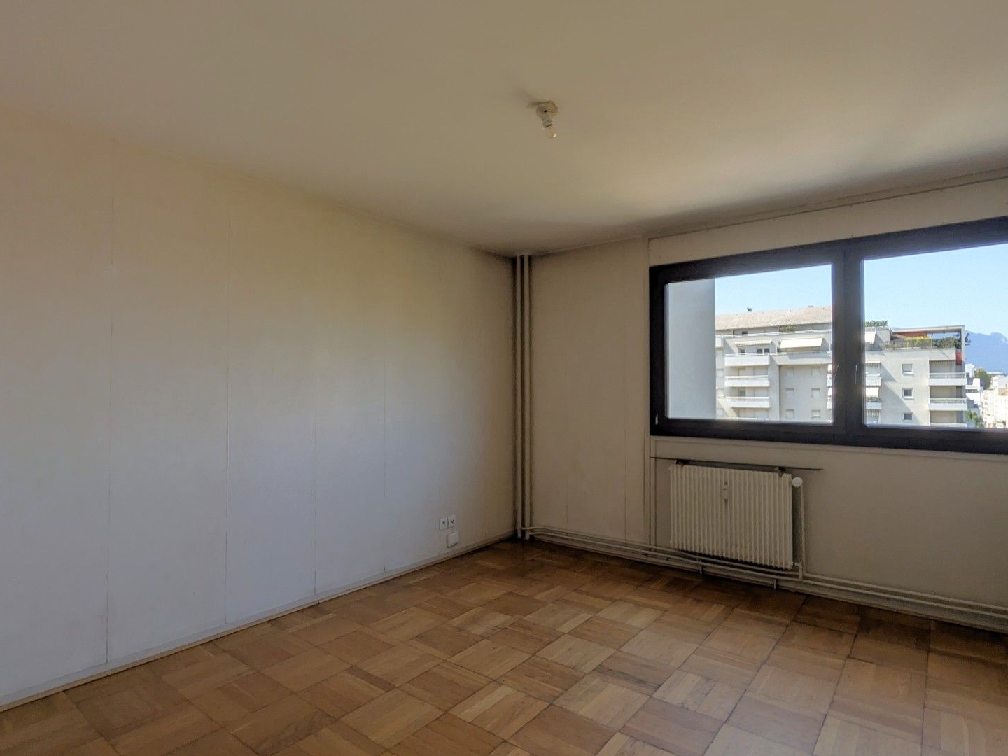 Appartement à vendre - 2 pièces - 44m2 - Chambéry (73000)