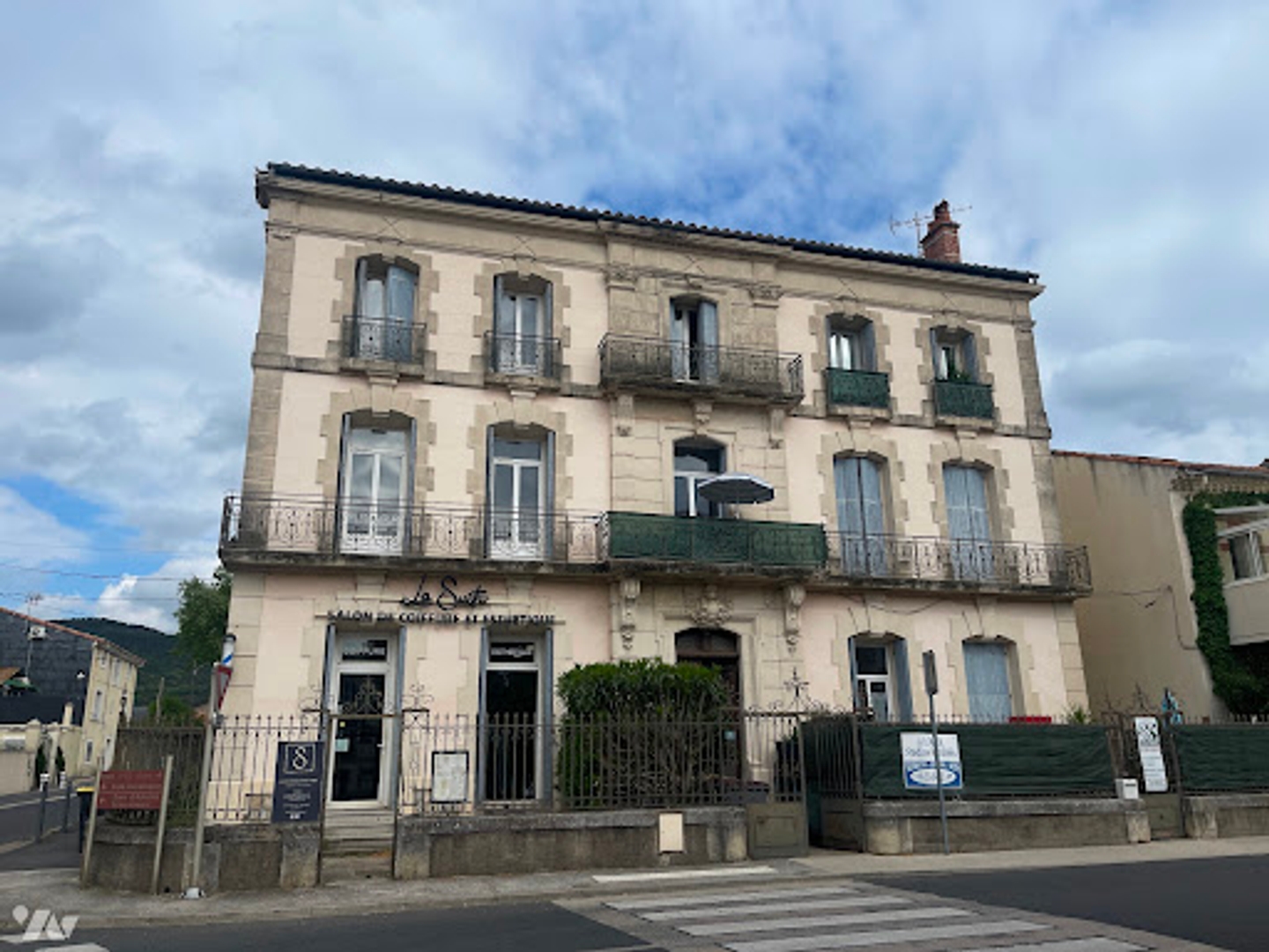 Propriété 3 pièces 471 m²