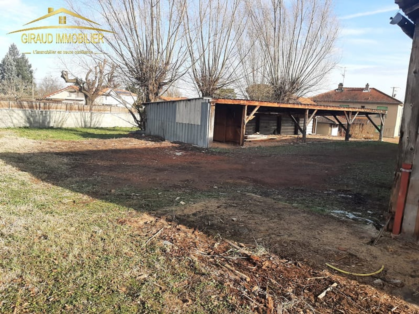 Terrain à vendre - 1400m2 - Ouches (42155)