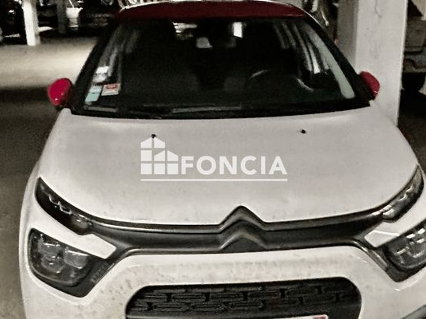 Parking 16 m²