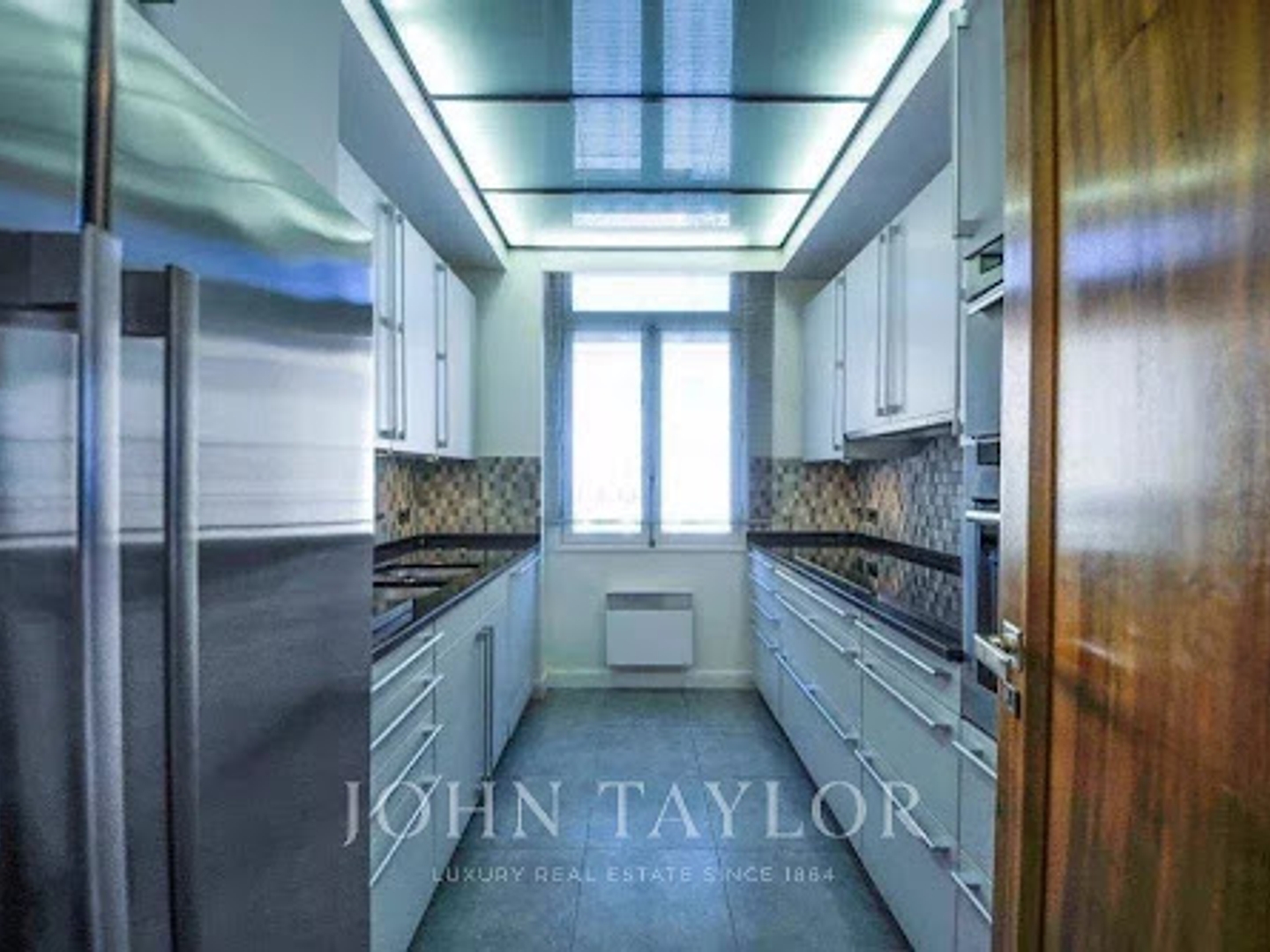 Appartement à vendre - 3 pièces - 145m2 - Monaco (98000)