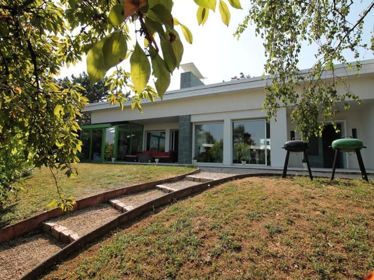 Maison 7 pièces 250 m²