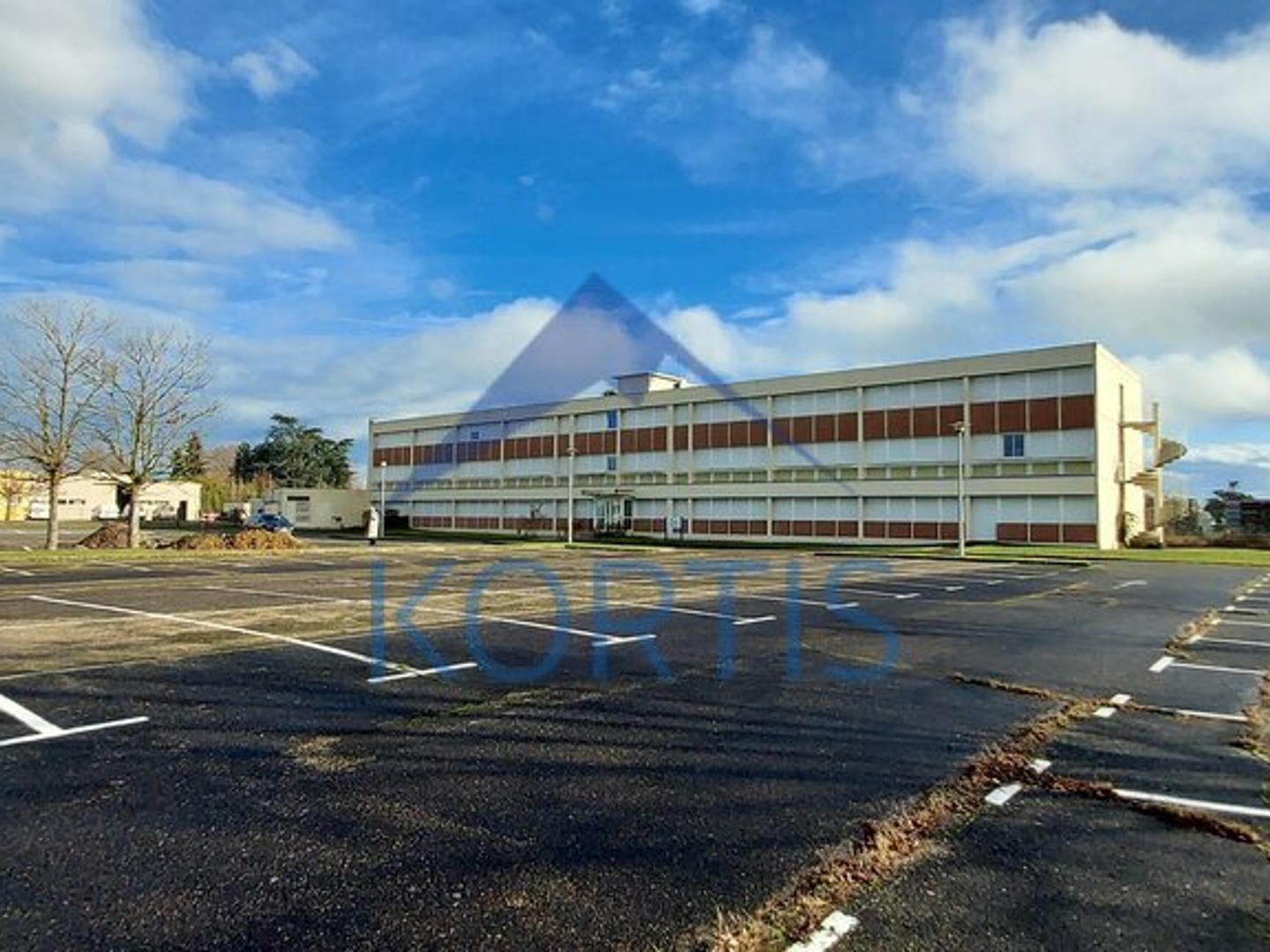 Terrain 10000 m²