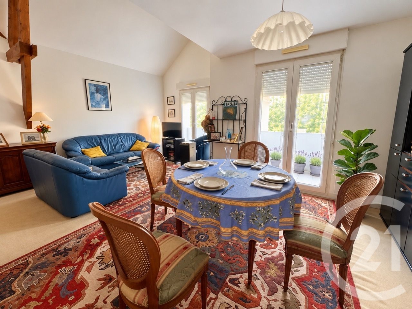 Appartement à vendre - 4 pièces - 81m2 - Vaujours (93410)