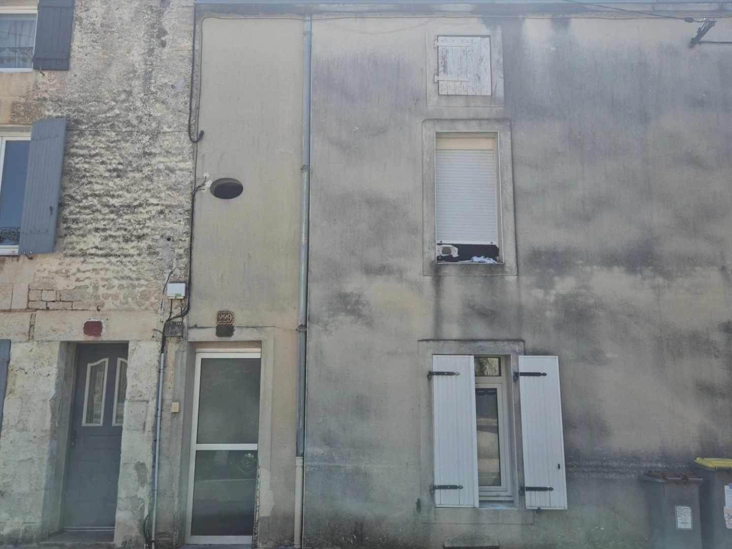 Maison divisée en 2 Studios T1bis, à vendre Niort (79)
