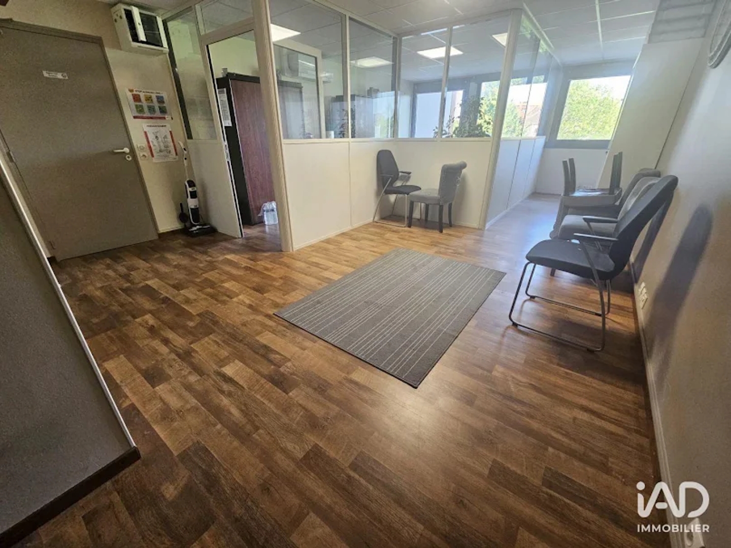 Local 46 m²