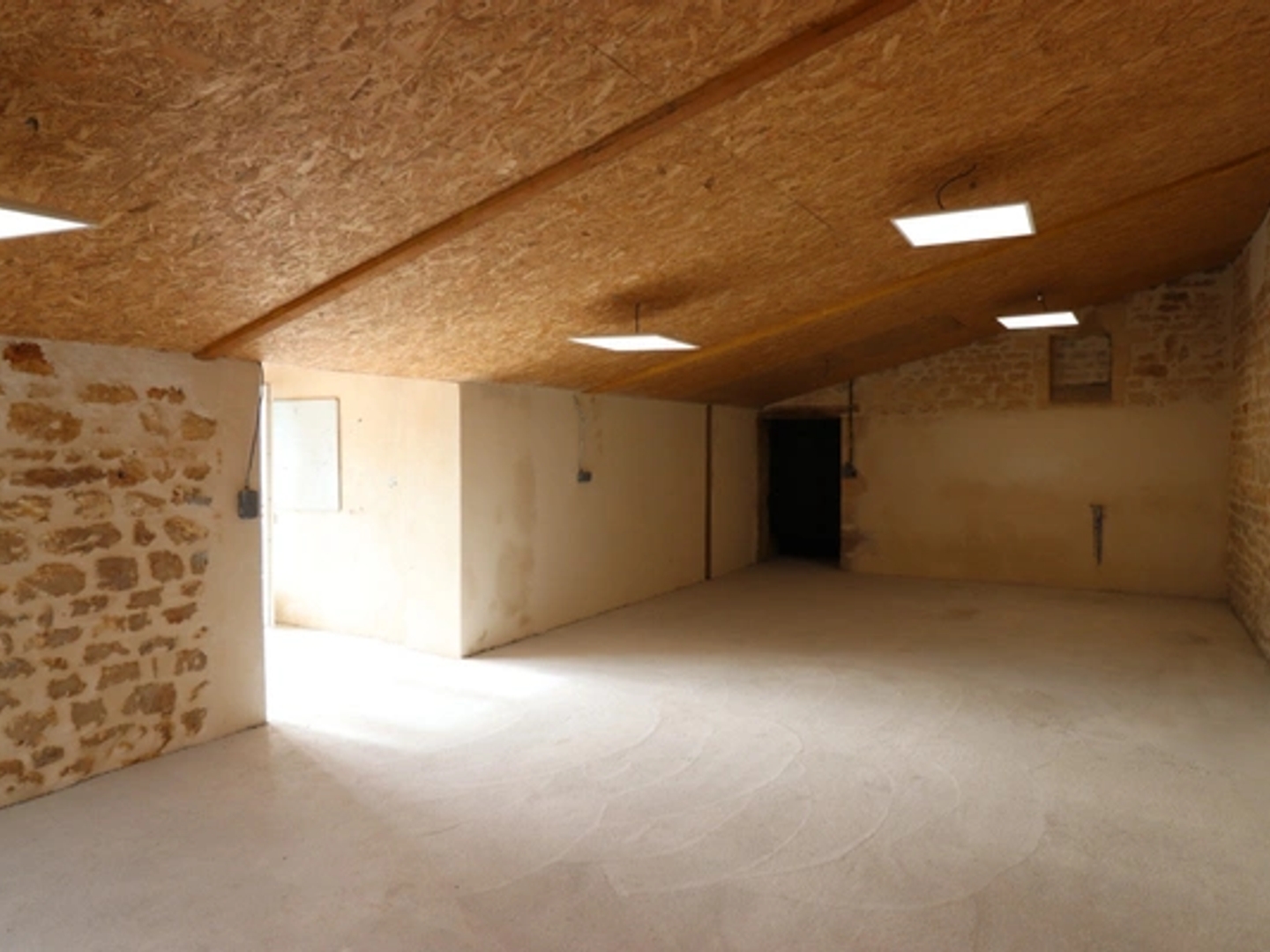 Magasin à vendre - 5 pièces - 500m2 - Rochefort (17300)