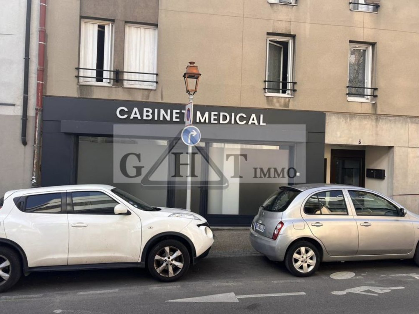 CENTRE MEDICAL 100m2 BAGNOLET