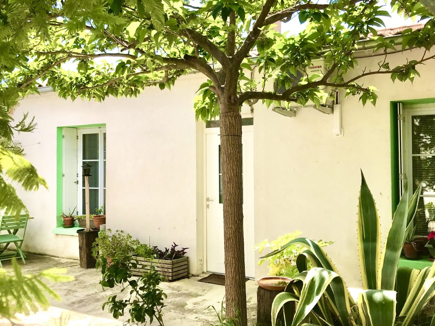 Maison et son chai à 2 pas du port de Rivedoux