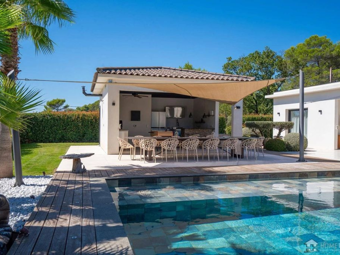 Maison à vendre - 5 pièces - 200m2 - Draguignan (83300)