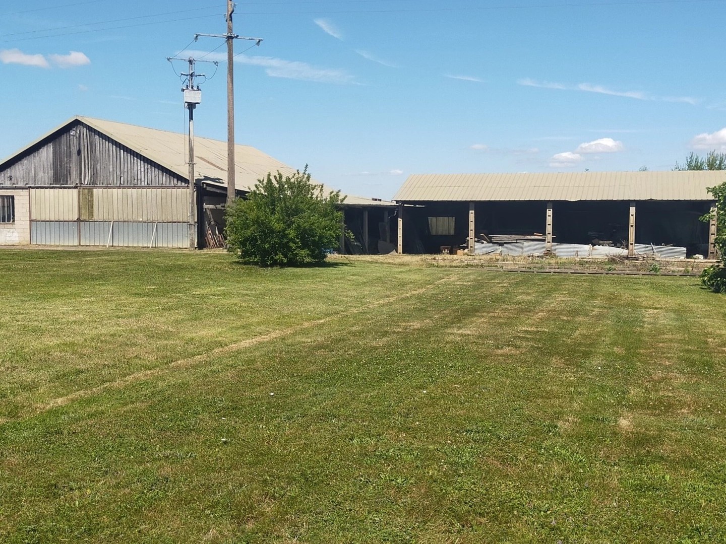 Commerce 4 pièces 440 m²