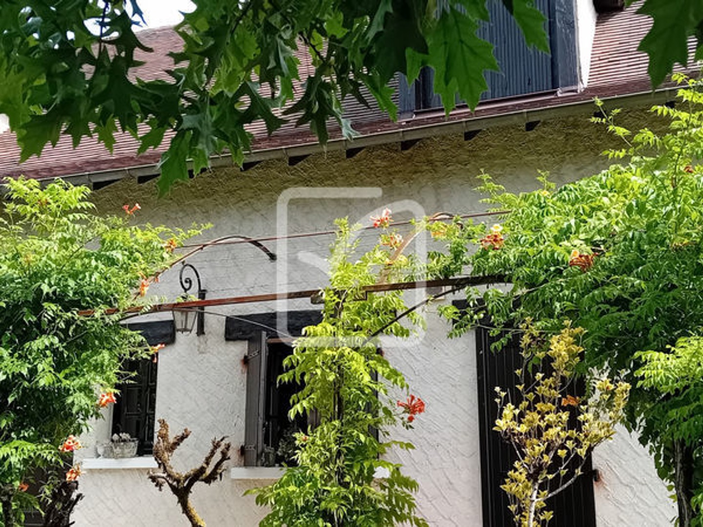 BELLE MAISON DE 188 M2, AVEC PISCINE, SUR LES HAUTEURS DE BRIVE !