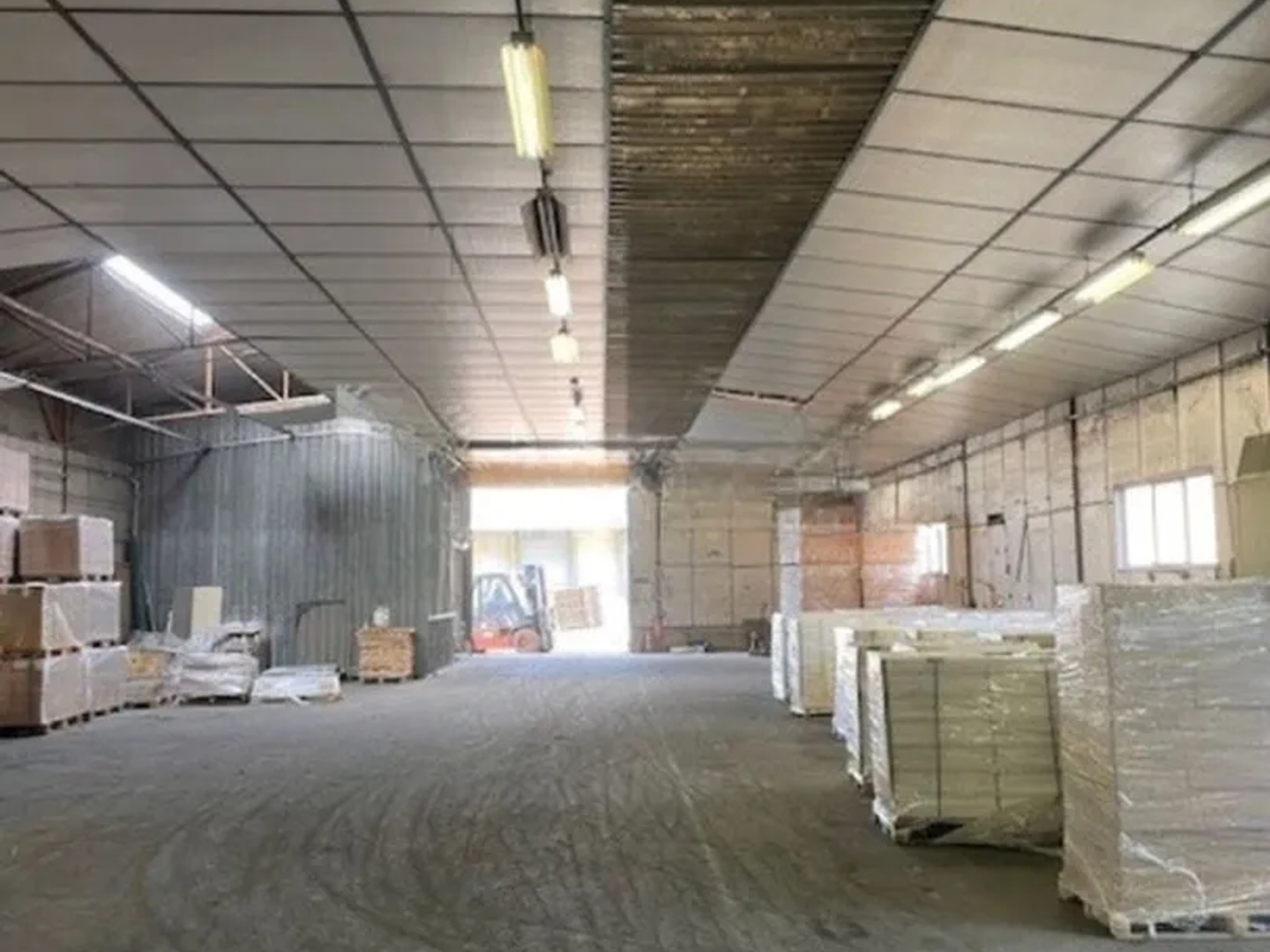 Locaux à vendre - 630m2 - Roanne (42300)