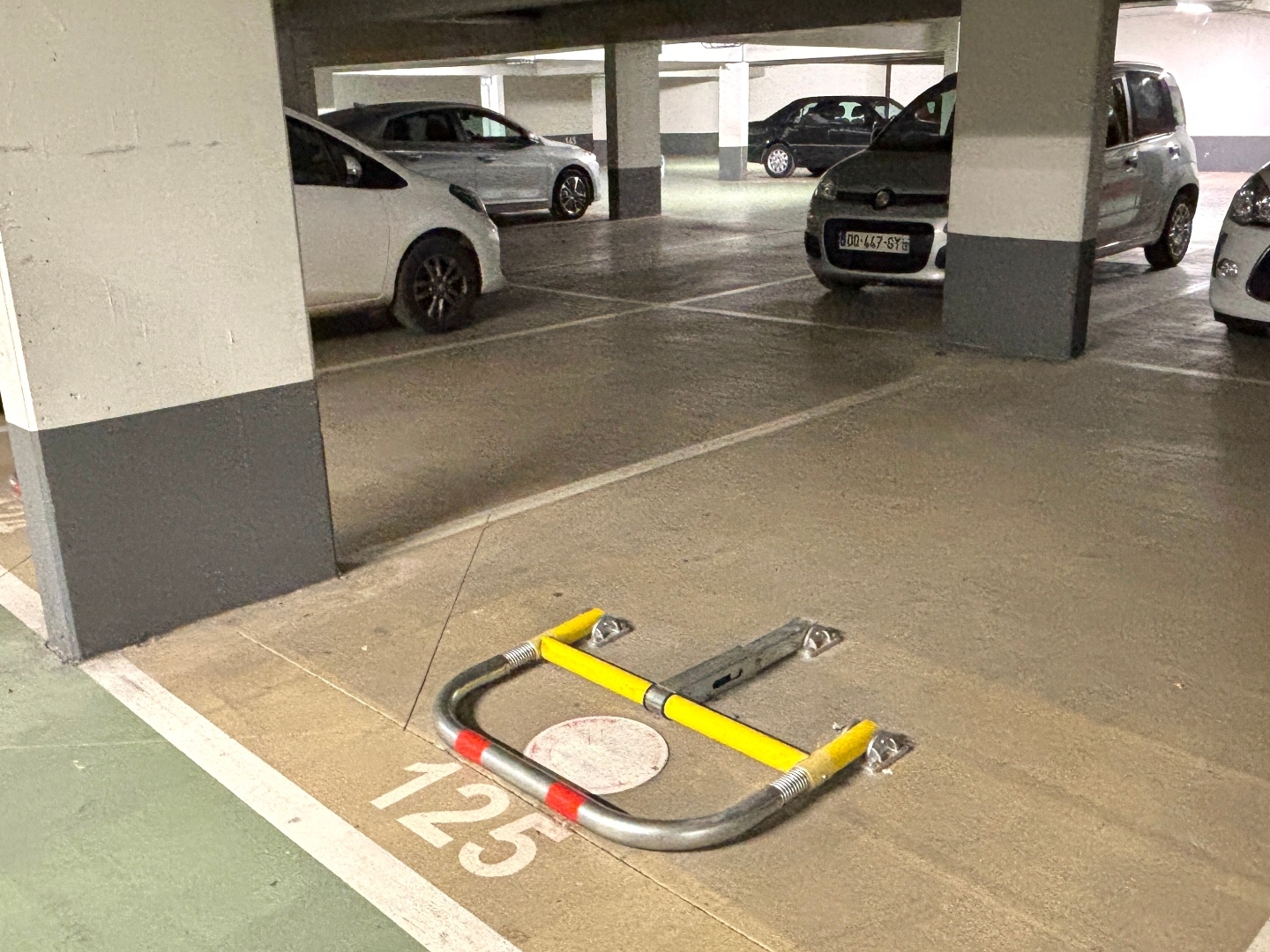 Parking / garage / box à vendre - 28m2 - Chartres (28000)