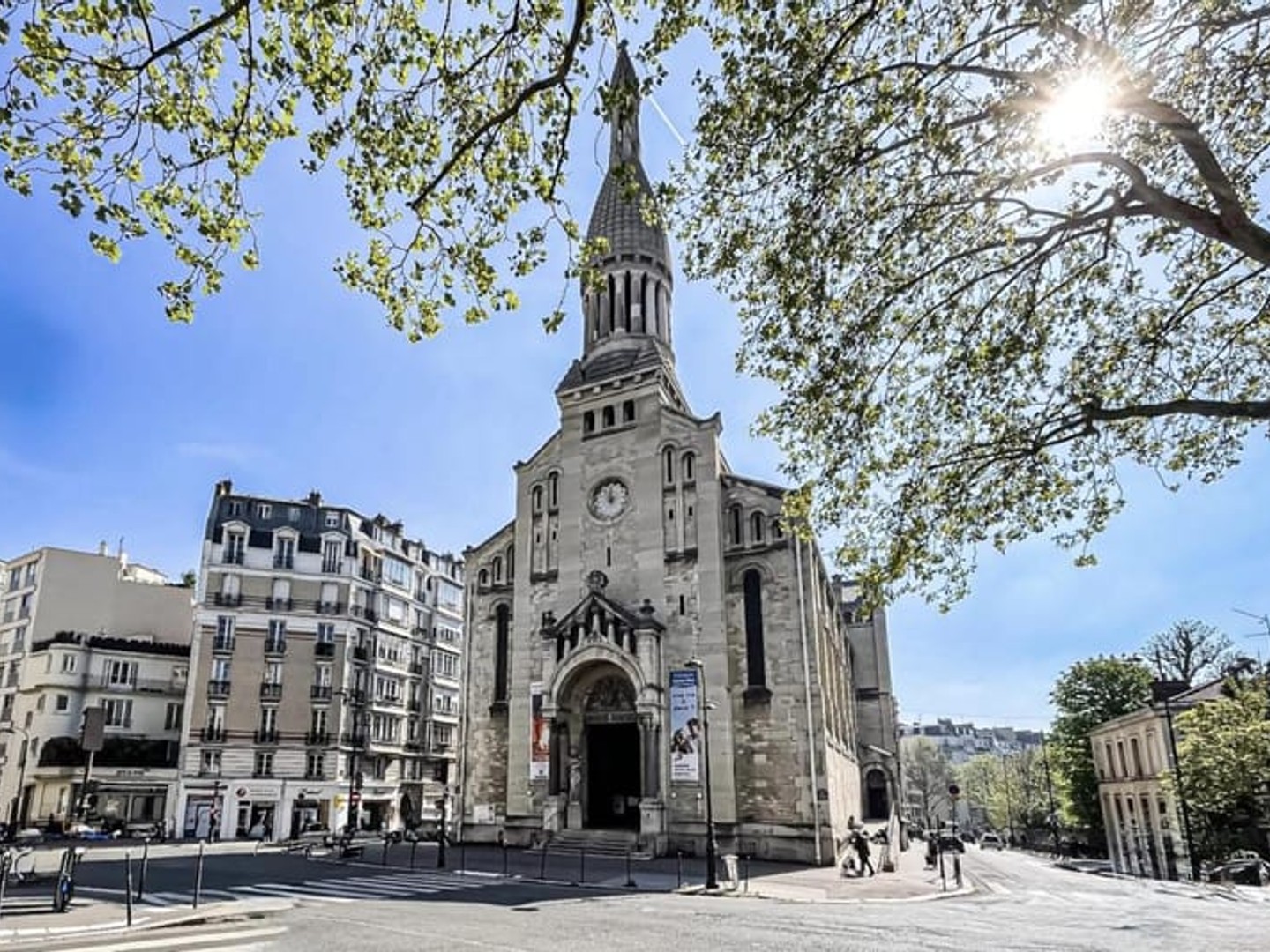 Parking / garage / box à vendre - 20m2 - Paris 16e (75016)