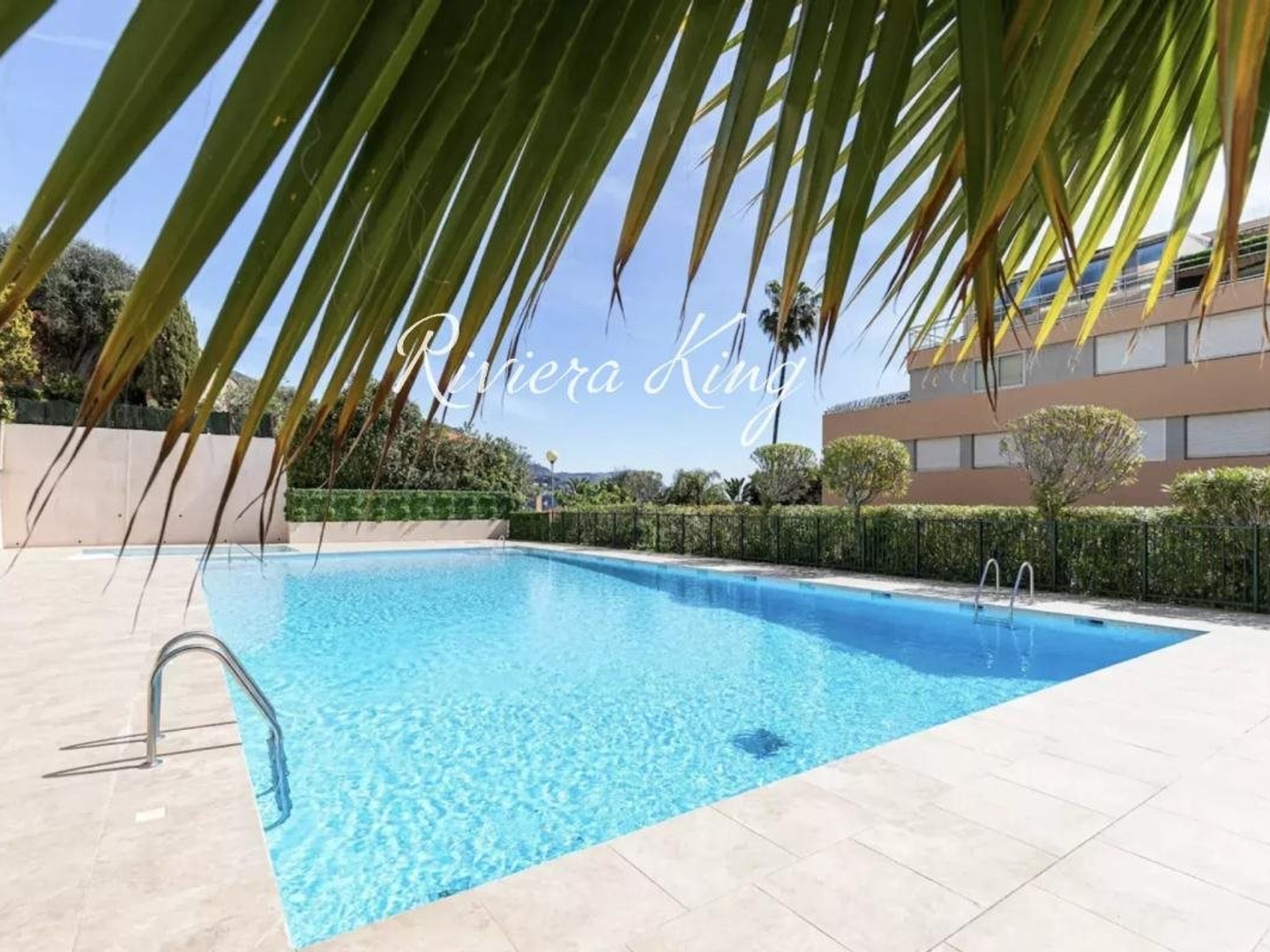Villefranche-sur-Mer - Magnifique appartement 3P avec vue mer, piscine, parking et cave