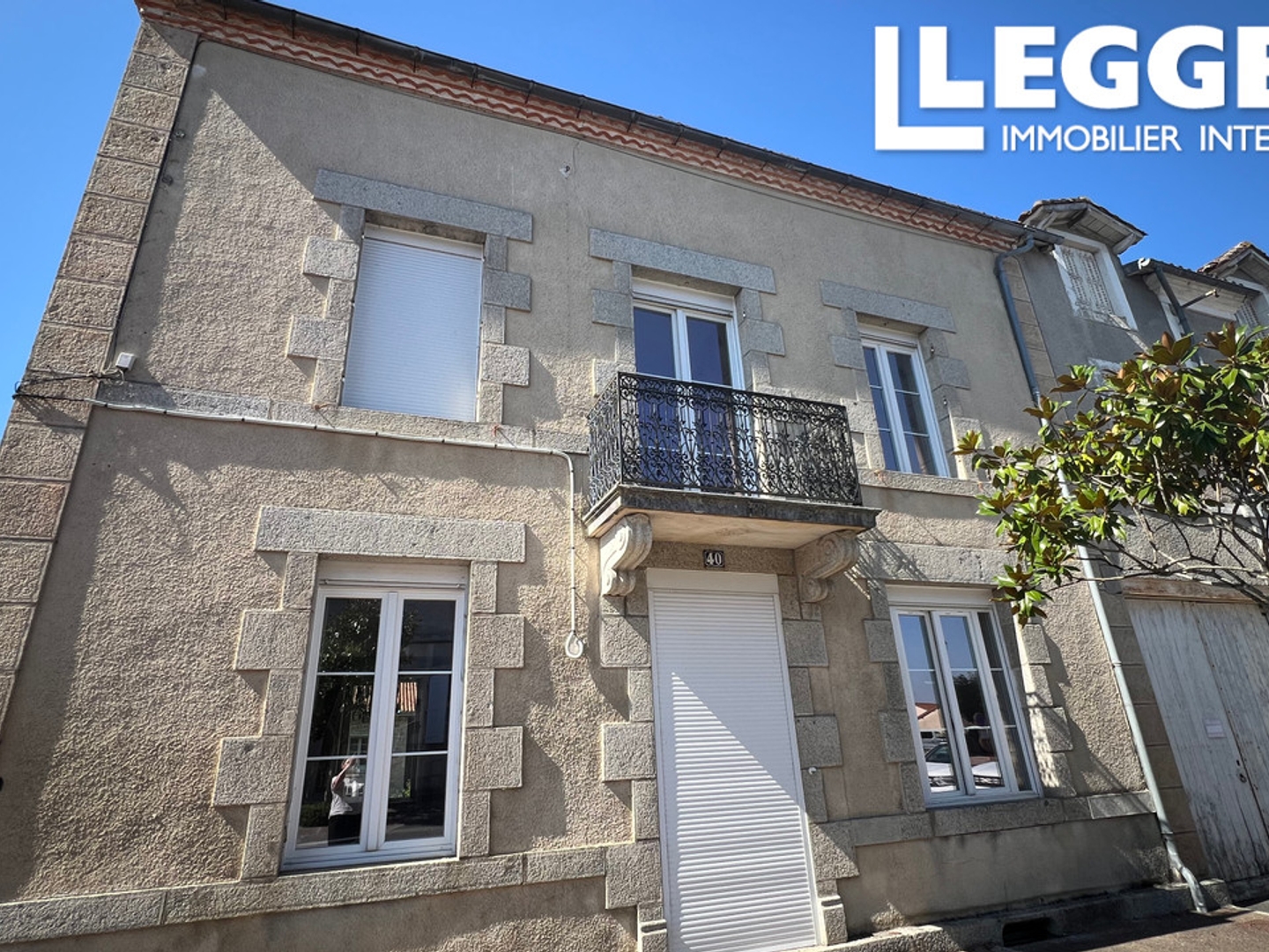 Immeuble 13 pièces 197 m²