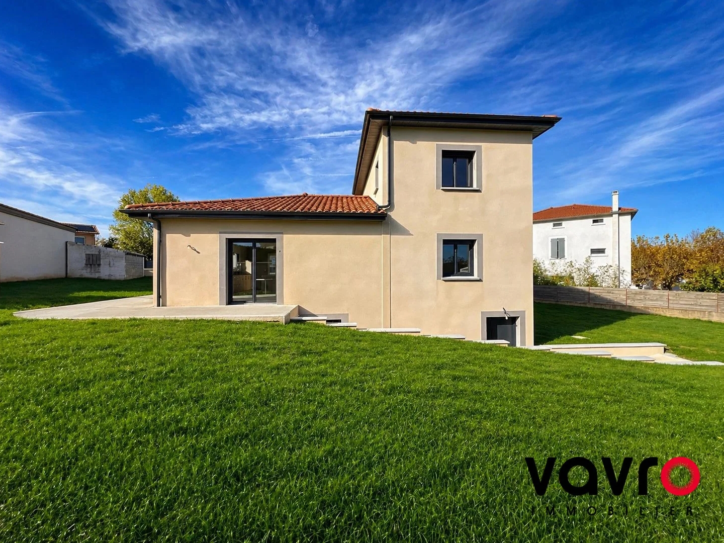 Maison à vendre - 5 pièces - 190m2 - Échalas (69700)