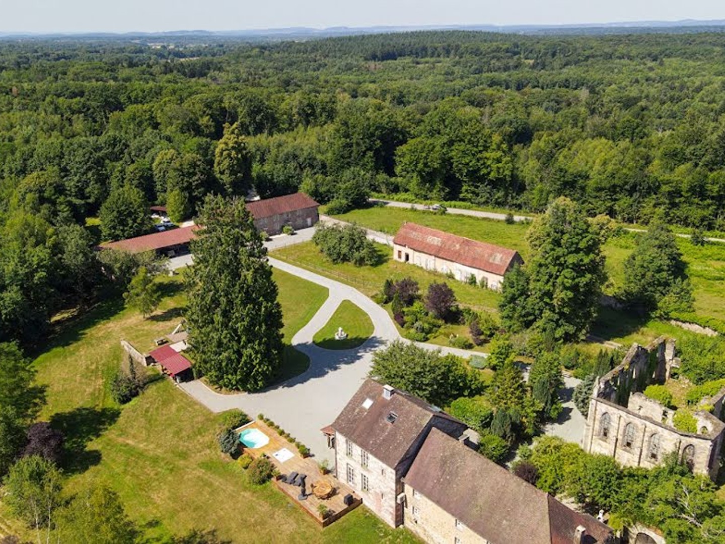 Propriété 16 pièces 492 m²