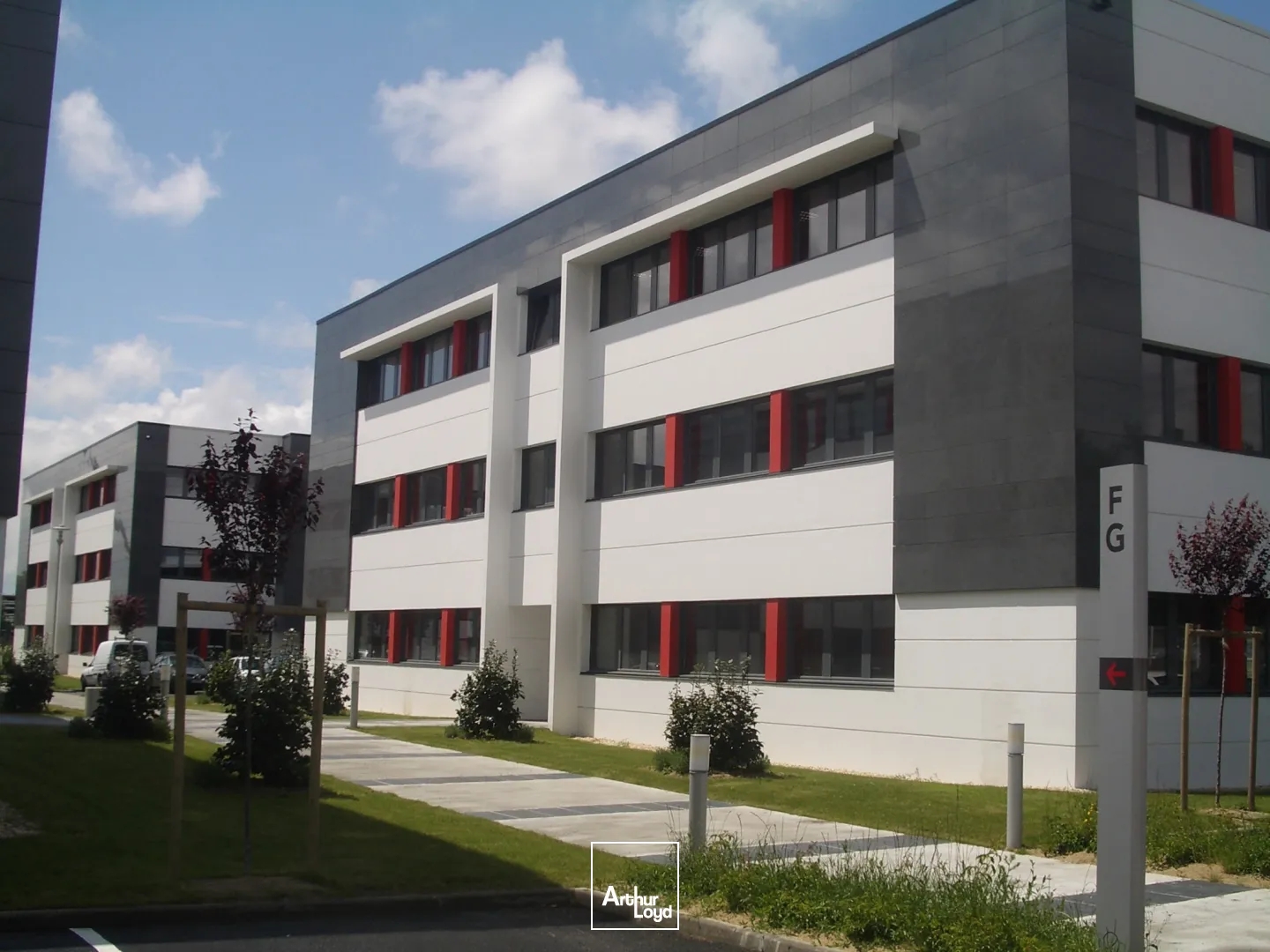 Bureaux à vendre à Saint-Herblain 113 m² avec parking privatif