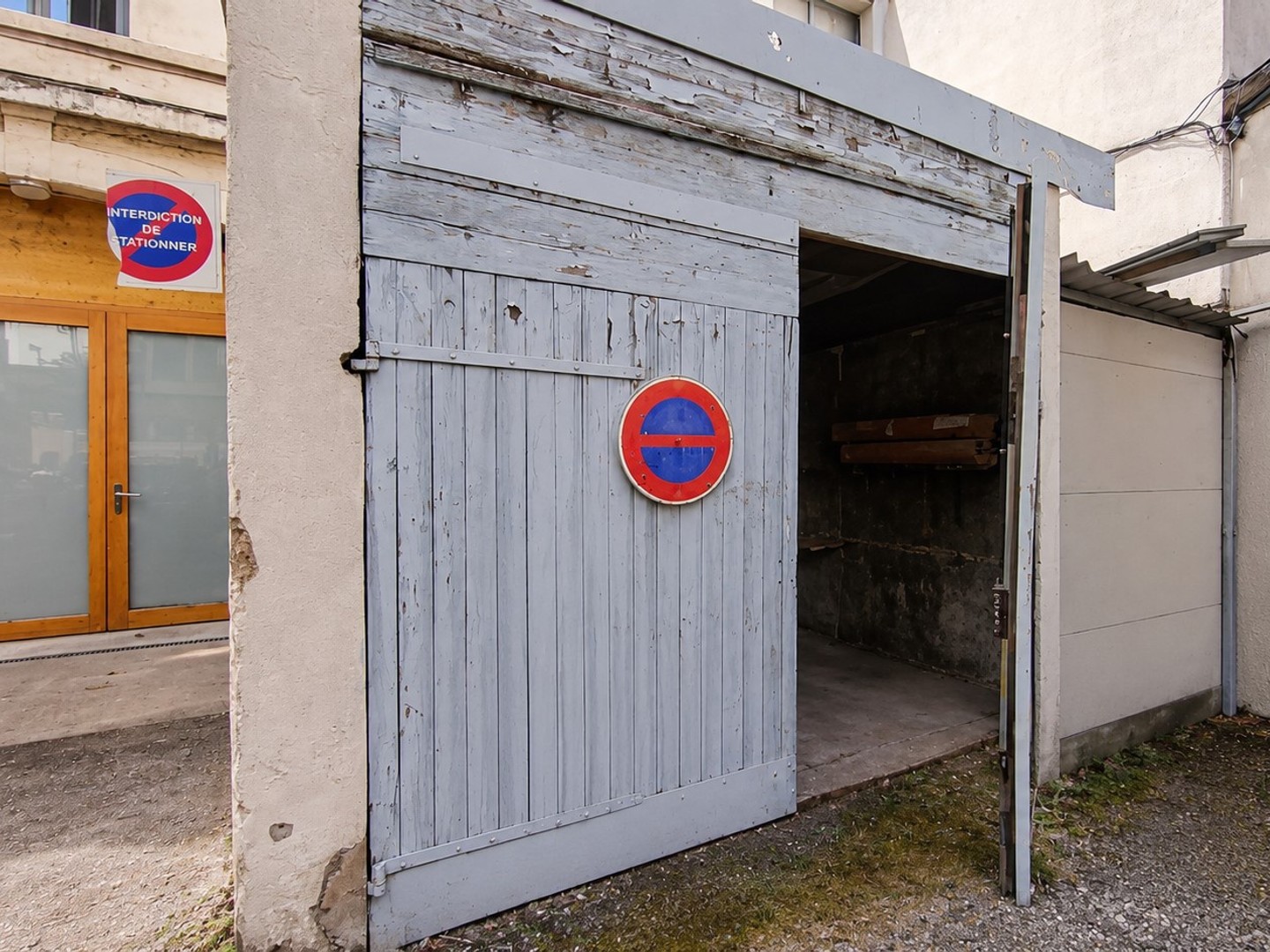 Parking 14 m²