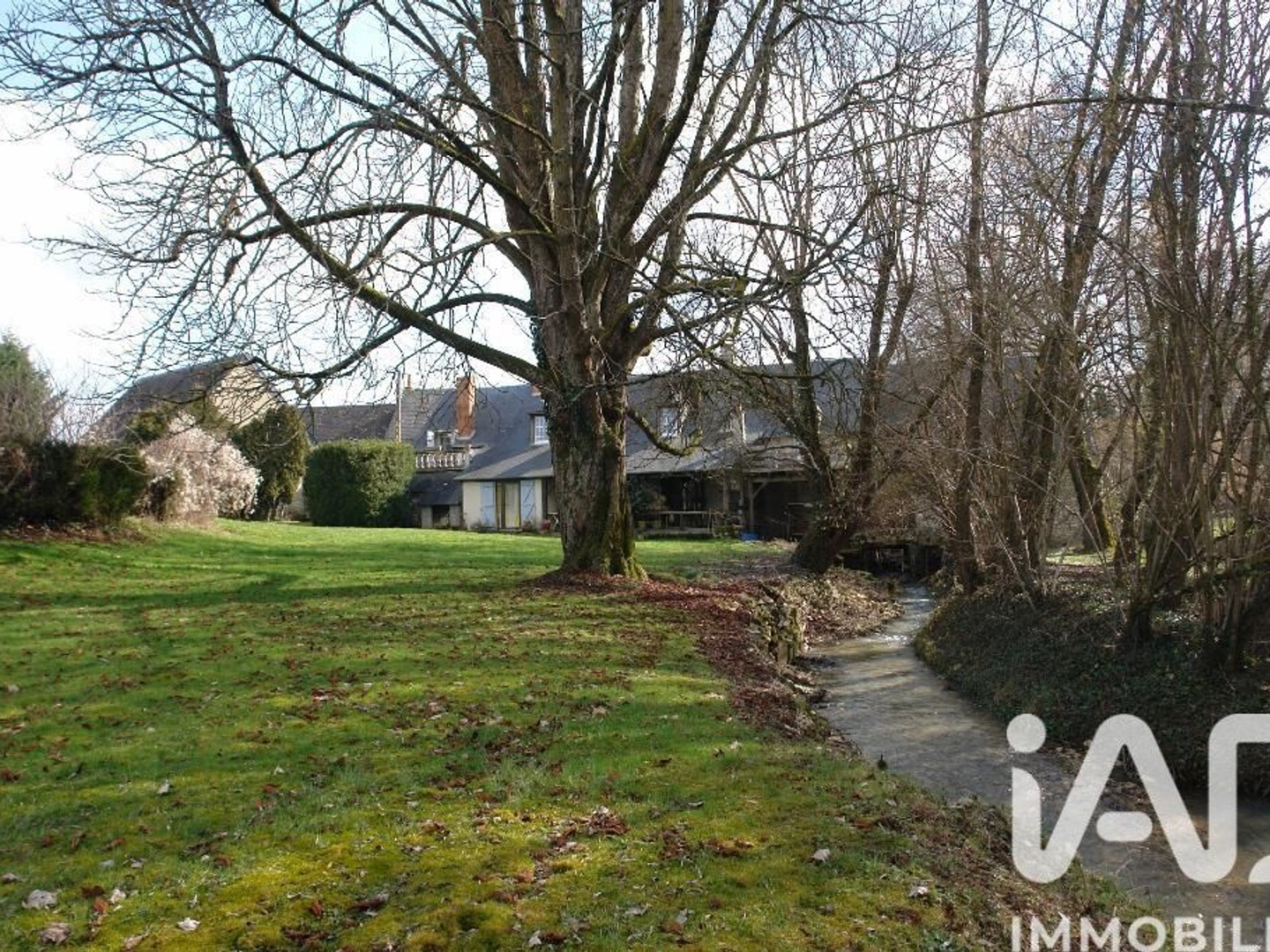 Maison à vendre - 7 pièces - 280m2 - Meunet-Planches (36100)