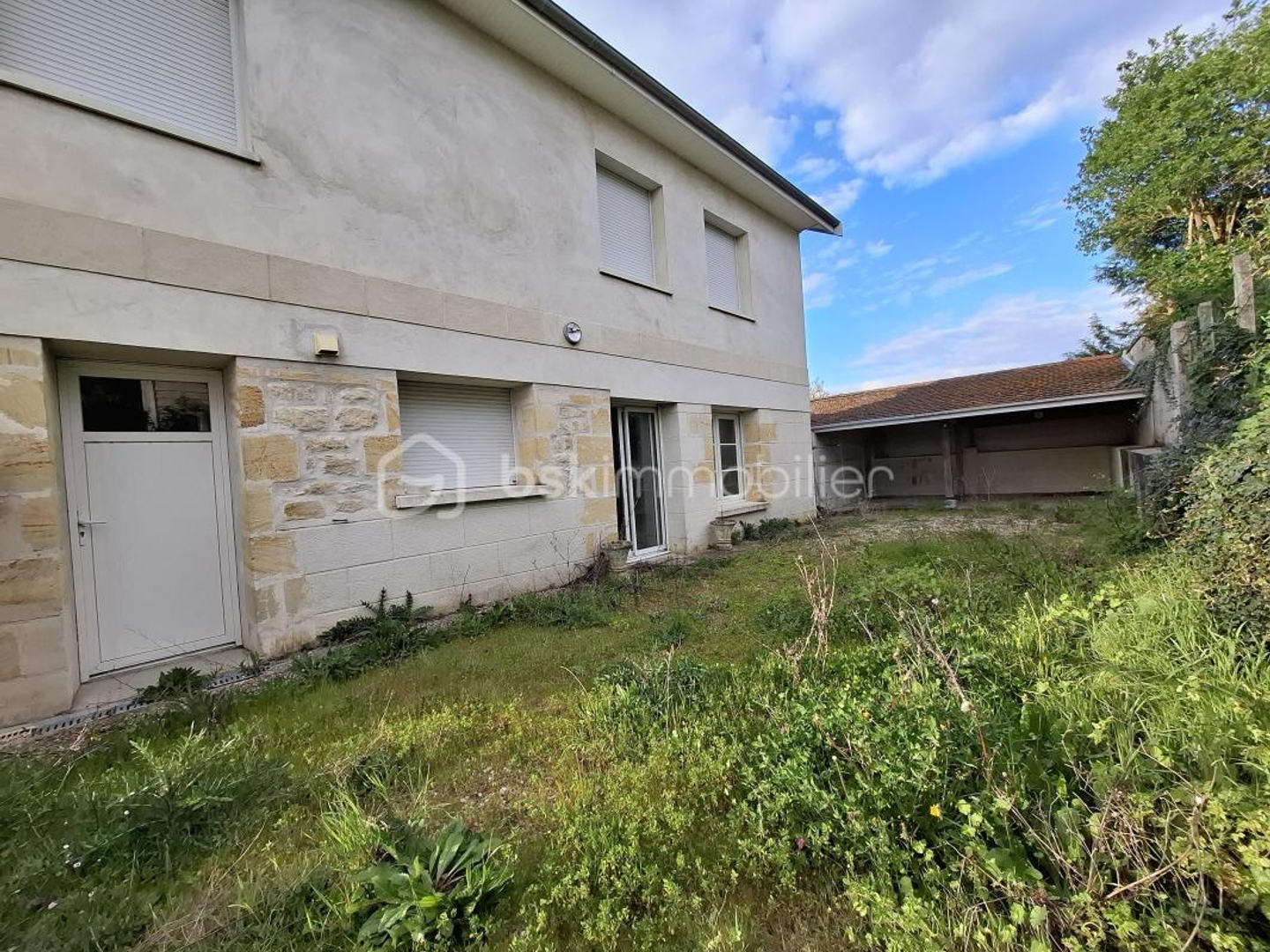 Immeuble à vendre - 4 pièces - 110m2 - Saint-Genès-De-Ca... (33350)
