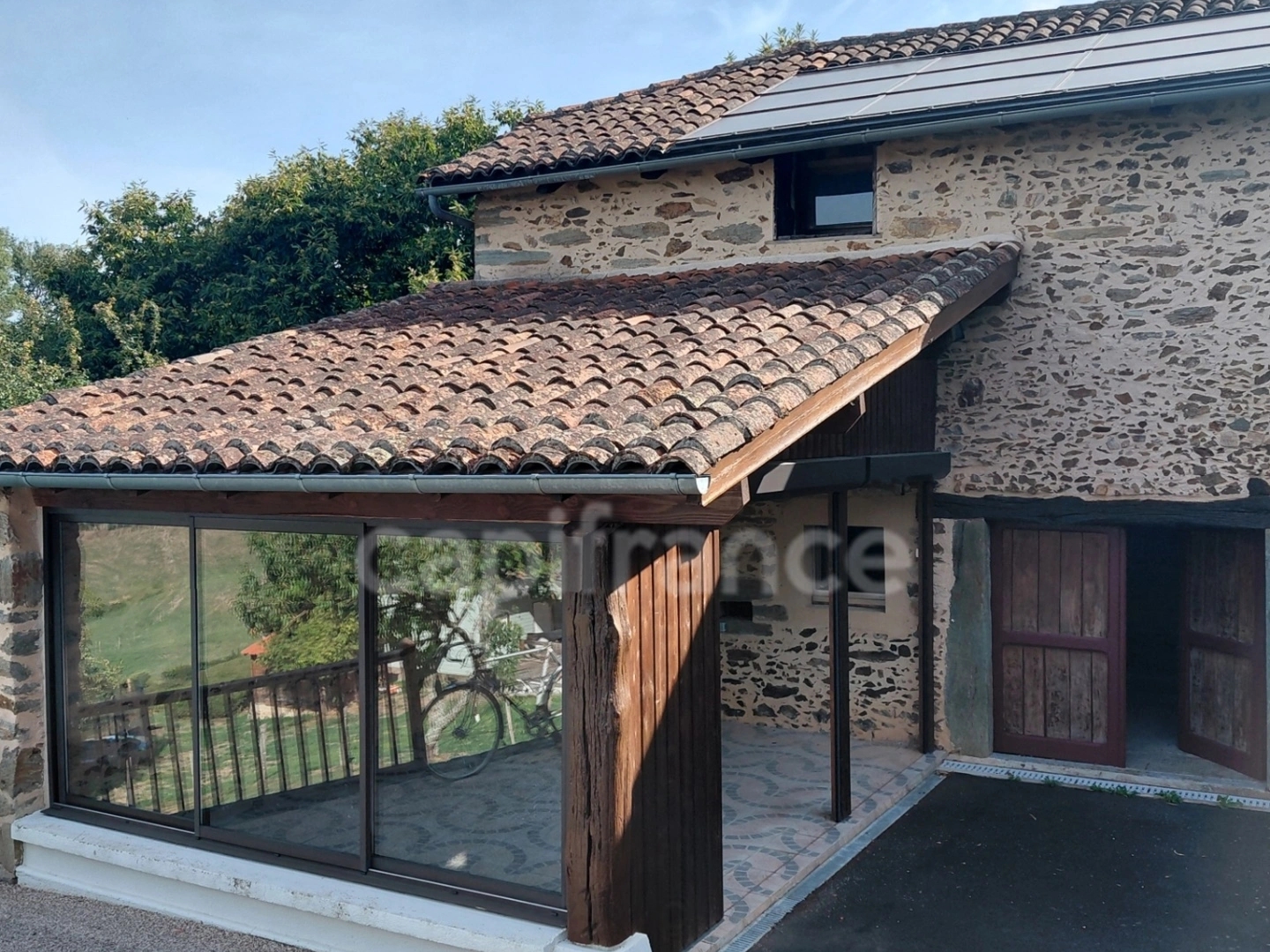 Maison à vendre - 2 pièces - 140m2 - Saint-Constant-Fo... (15600)