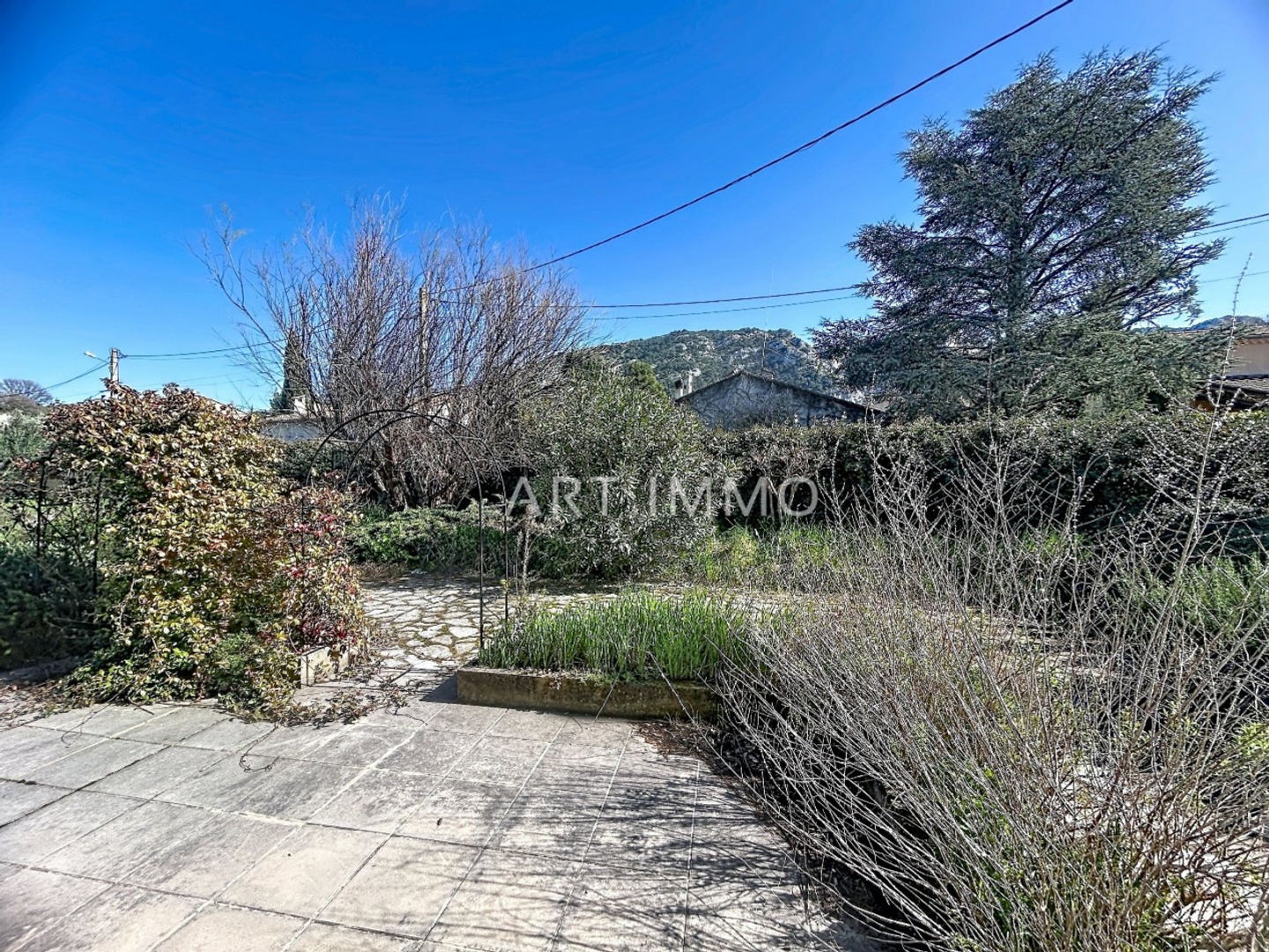 Maison à vendre - 3 pièces - 87m2 - Robion (84440)