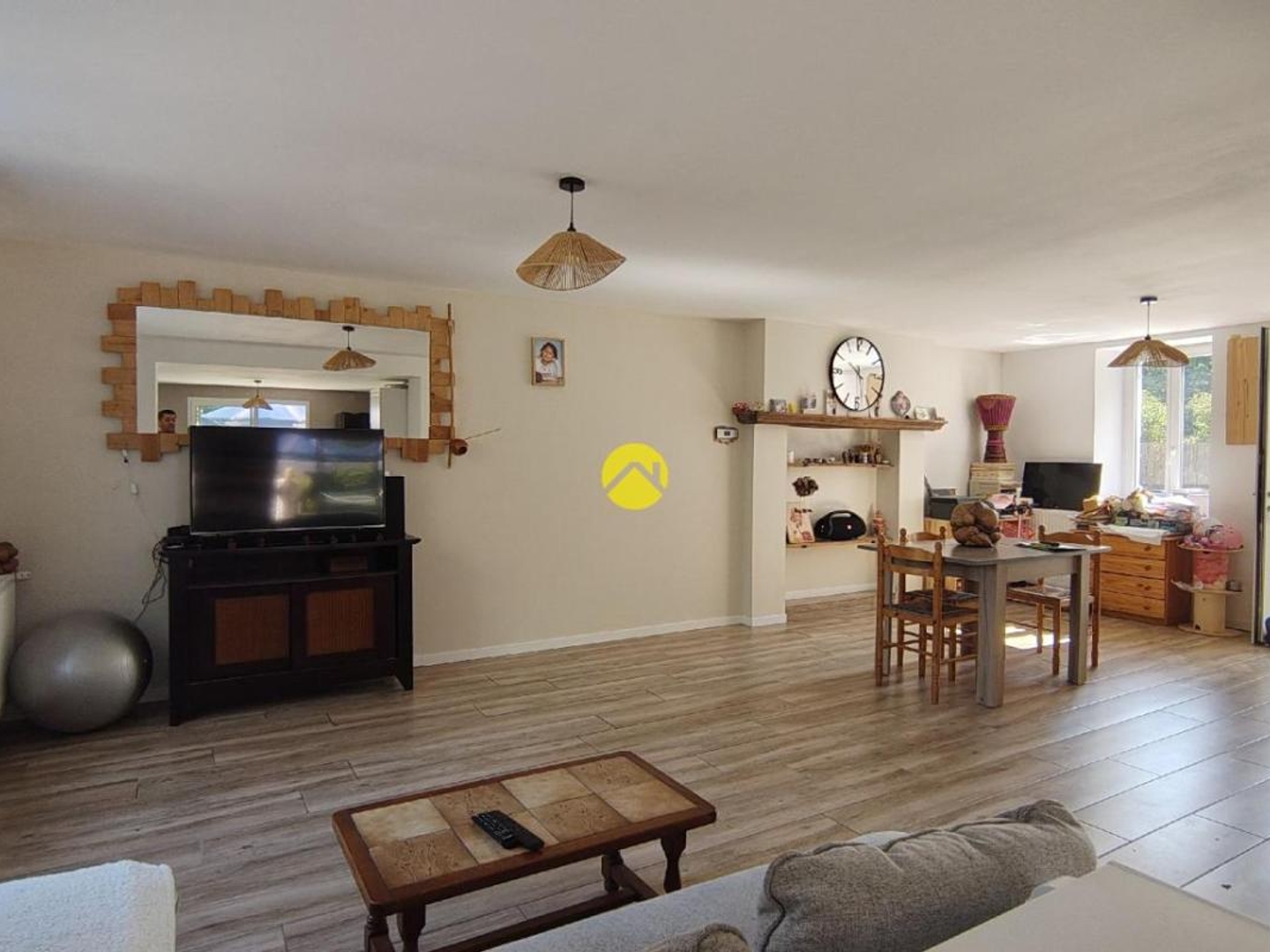 Maison à vendre - 4 pièces - 104m2 - Le Bourg-D'hem (23220)