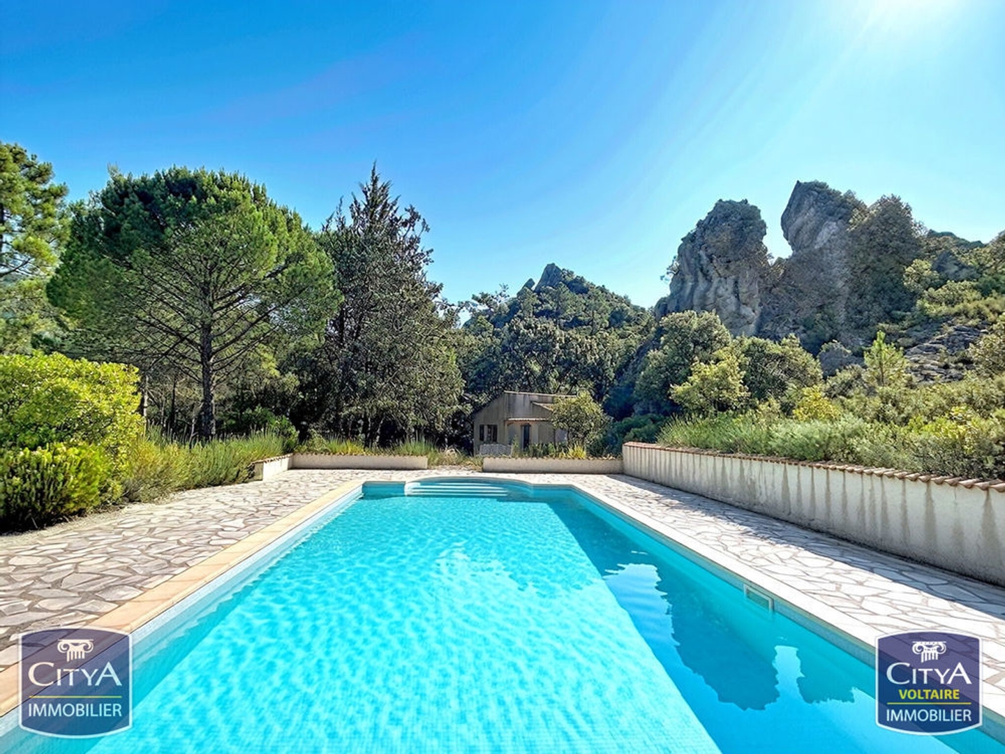 Maison à vendre - 5 pièces - 109m2 - Mourèze (34800)