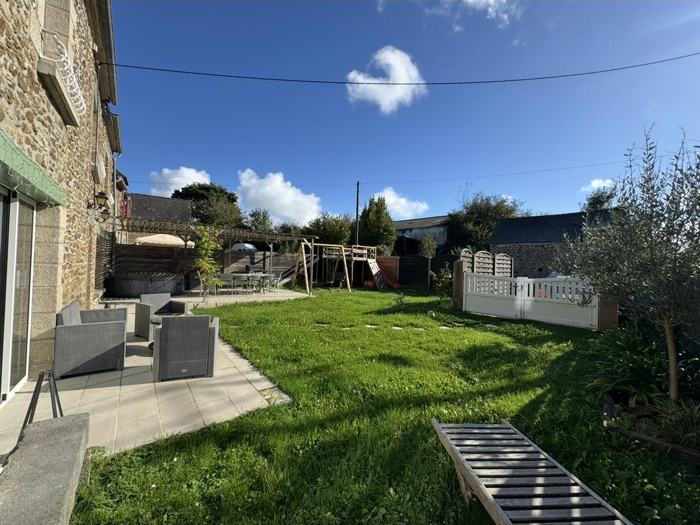 Maison à vendre - 8 pièces - 181m2 - Pleurtuit (35730)