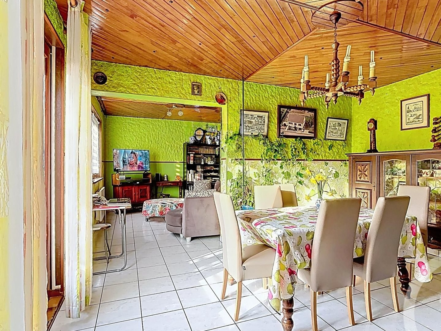 Maison à vendre - 5 pièces - 88m2 - Grand-Charmont (25200)