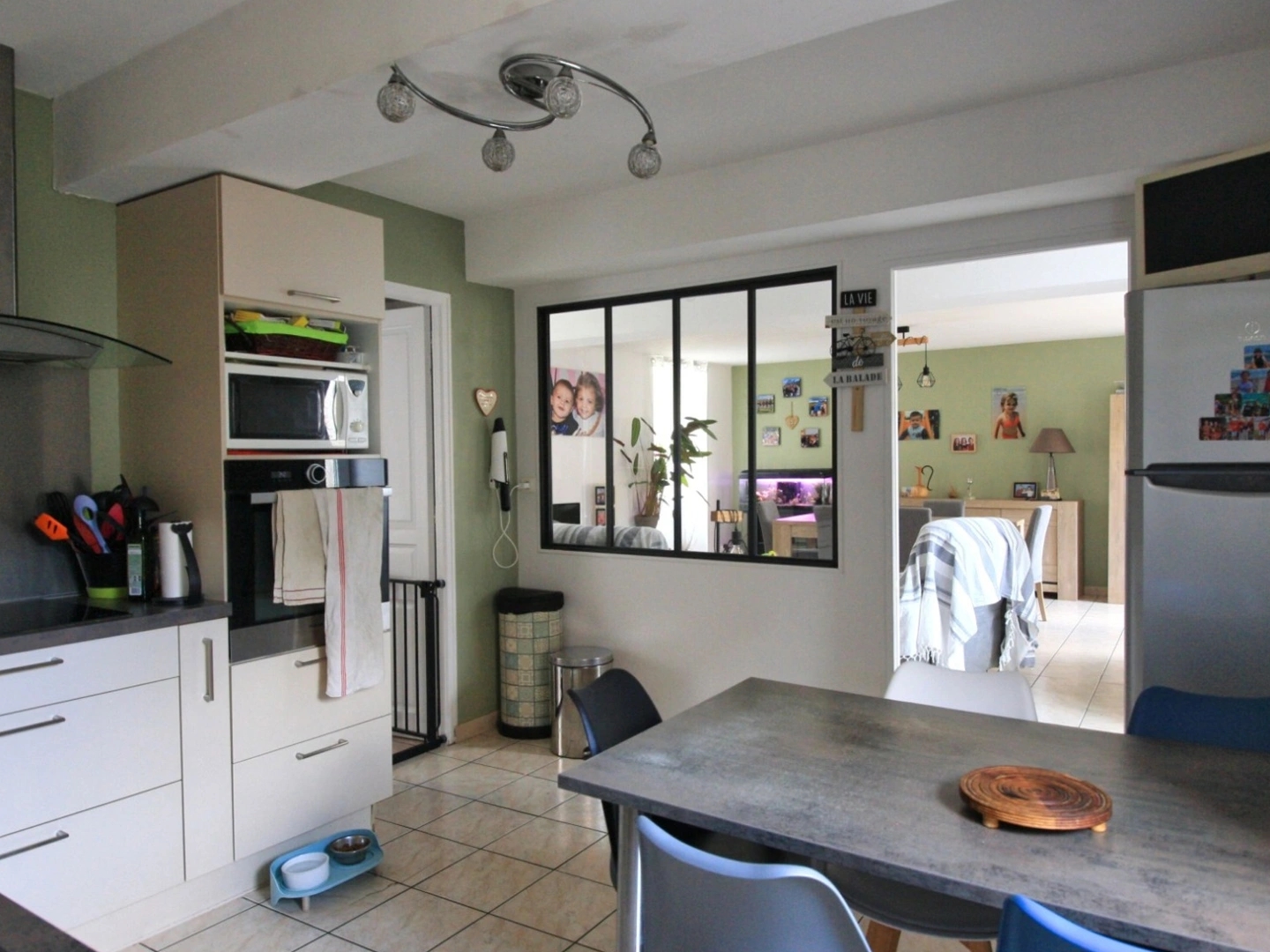 Maison à vendre - 8 pièces - 156m2 - Issy-L'évêque (71760)