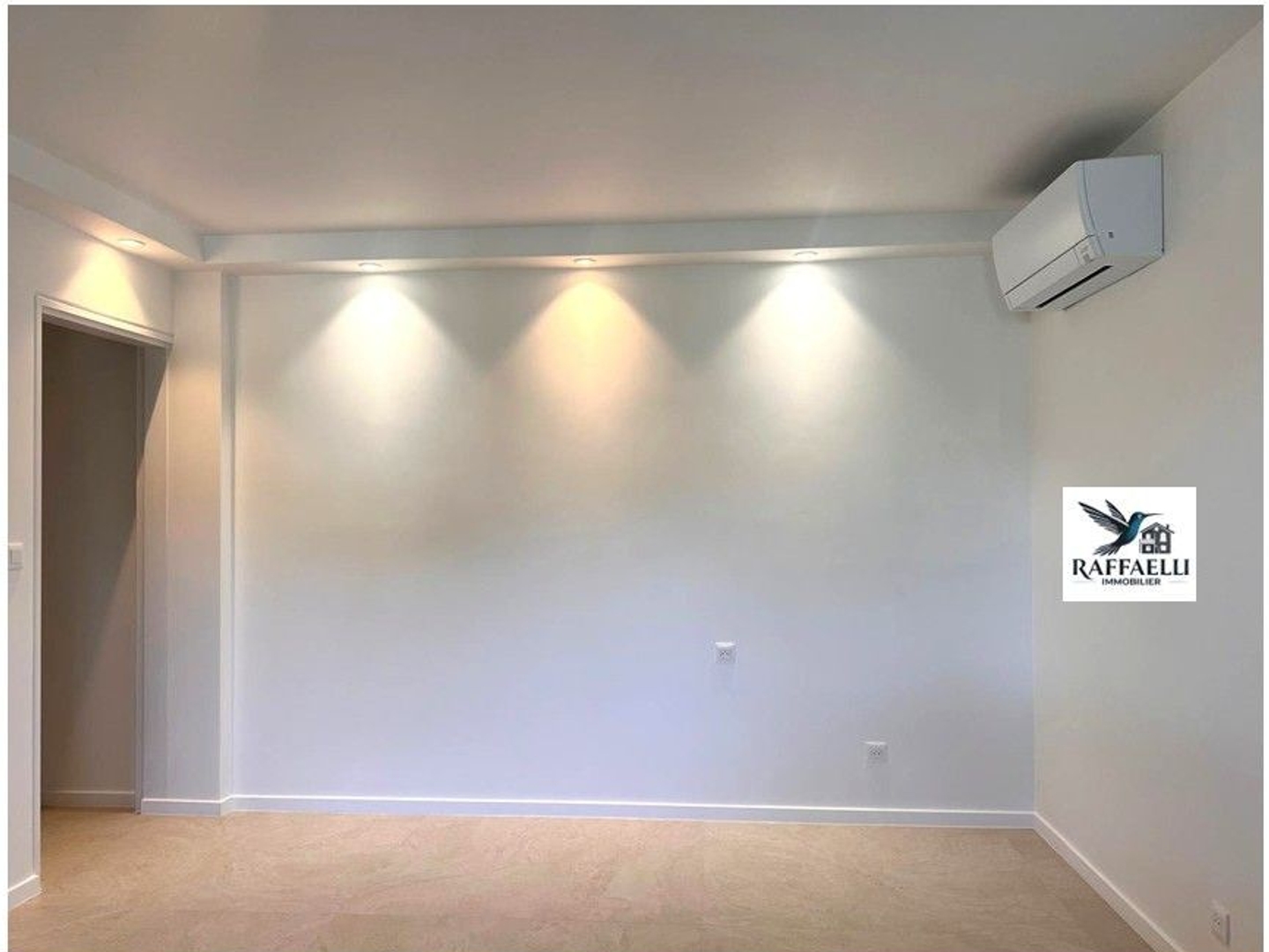 Appartement à vendre - 3 pièces - 71m2 - Saint-Raphaël (83700)