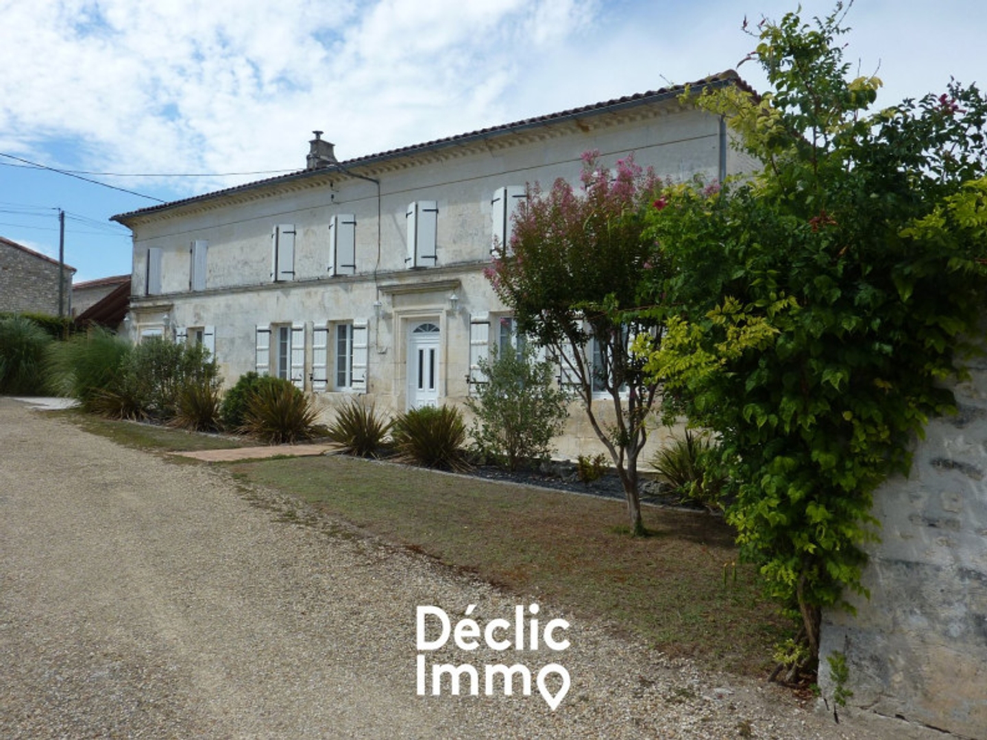 Maison à vendre - 7 pièces - 242m2 - Colombiers (17460)