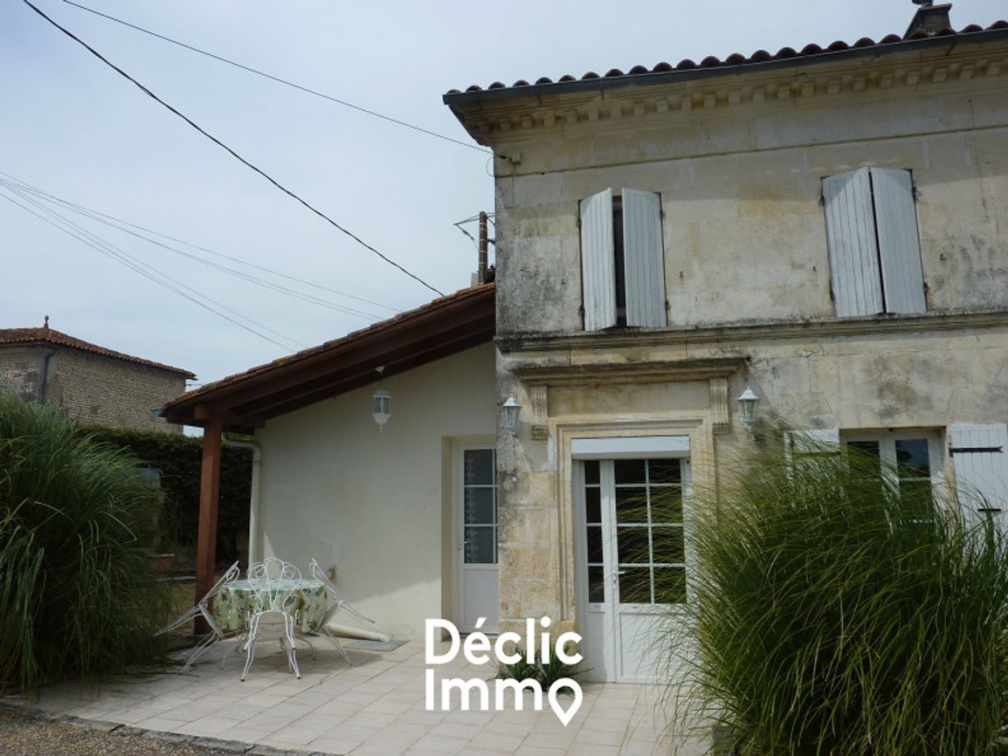 Maison à vendre - 7 pièces - 242m2 - Colombiers (17460)