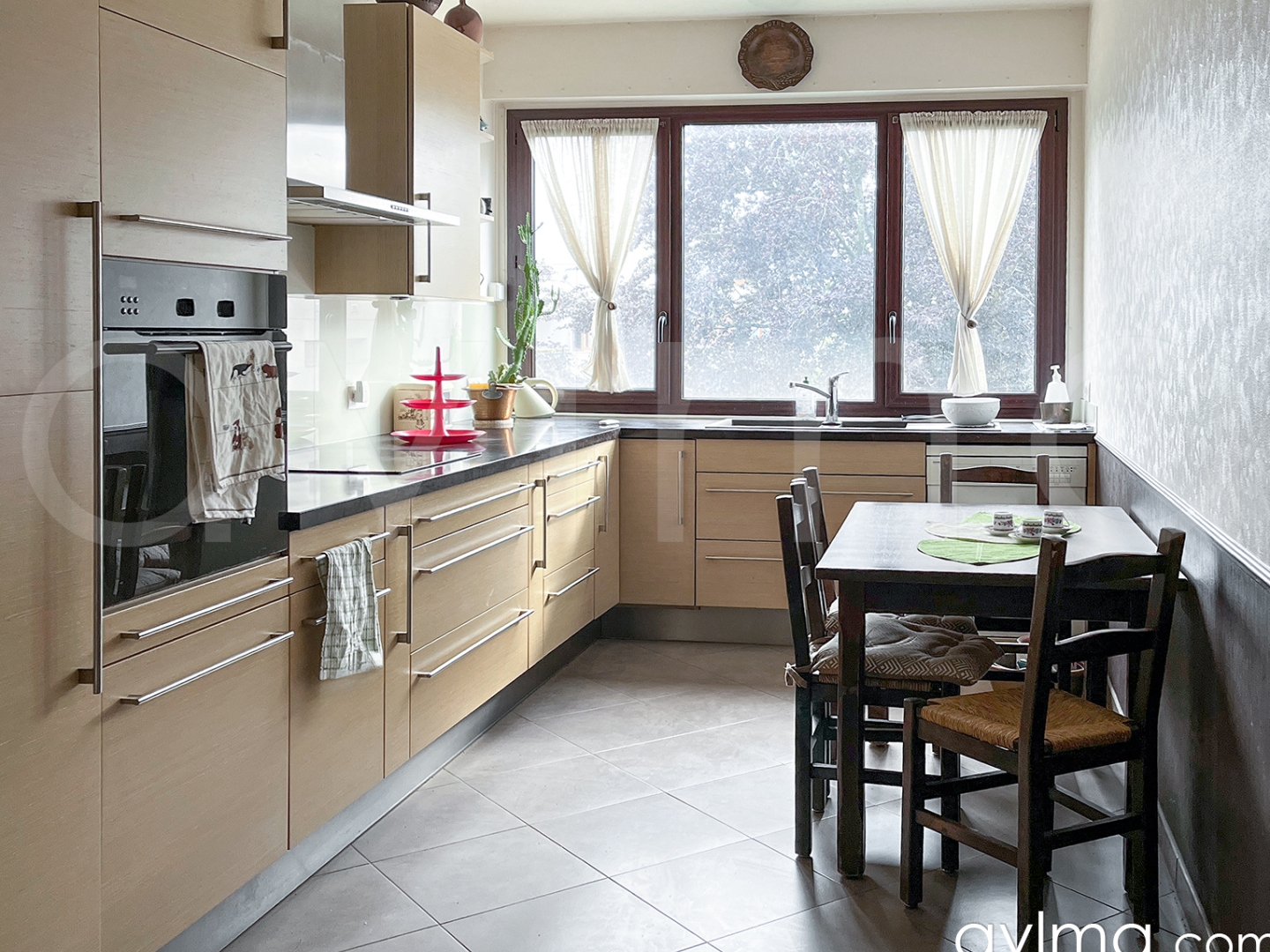 Appartement à vendre - 4 pièces - 103m2 - Noisy-Le-Roi (78590)
