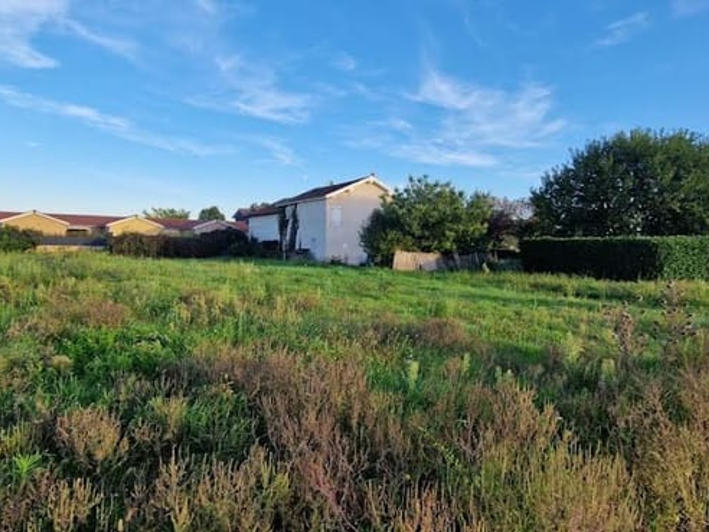 Terrain 1052 m²