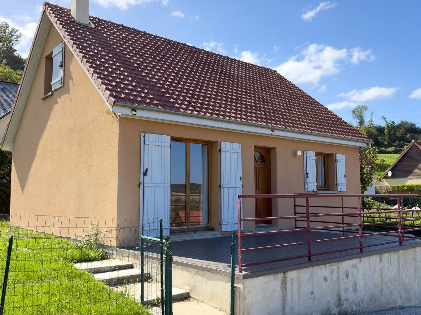 SOUS-SOL / 3 CHAMBRES / TRES BON ETAT