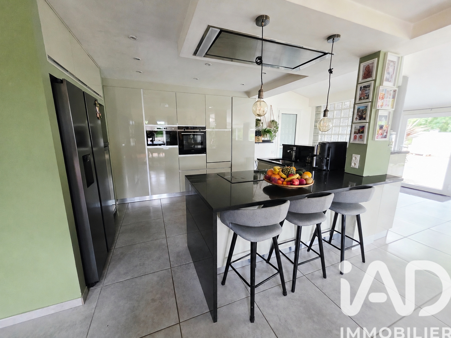 Maison à vendre - 8 pièces - 220m2 - Carbon-Blanc (33560)