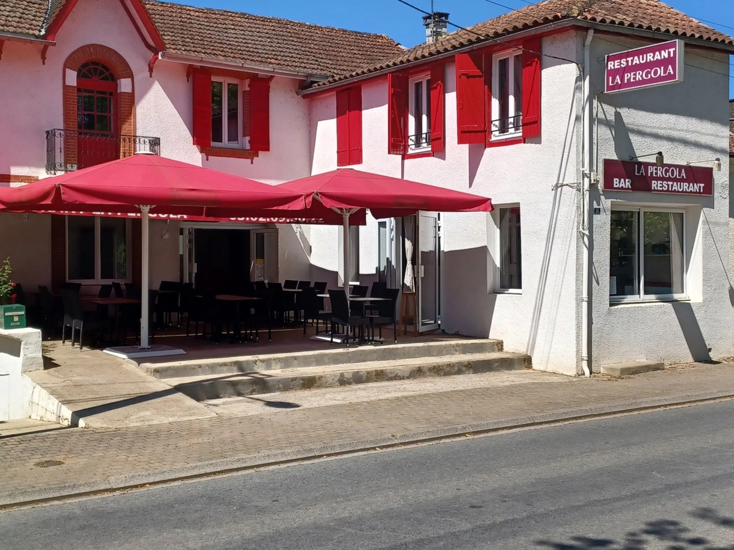 Fonds de commerce 18 pièces 520 m²