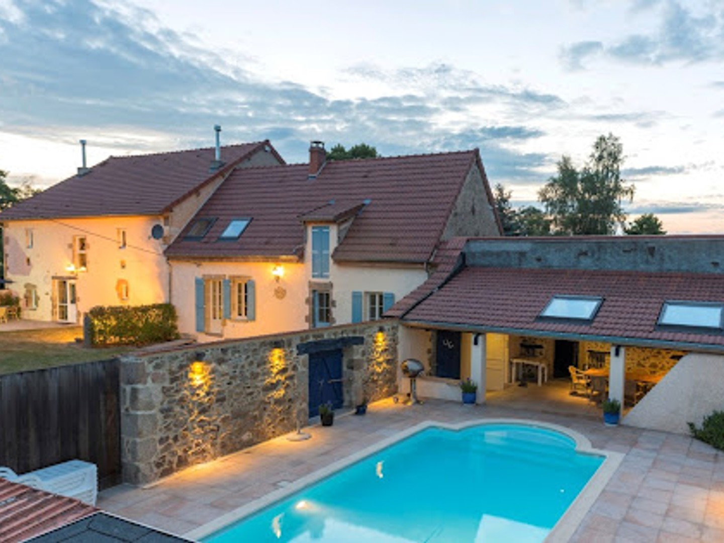 Chambre d'hôtes 15 pièces 130 m²