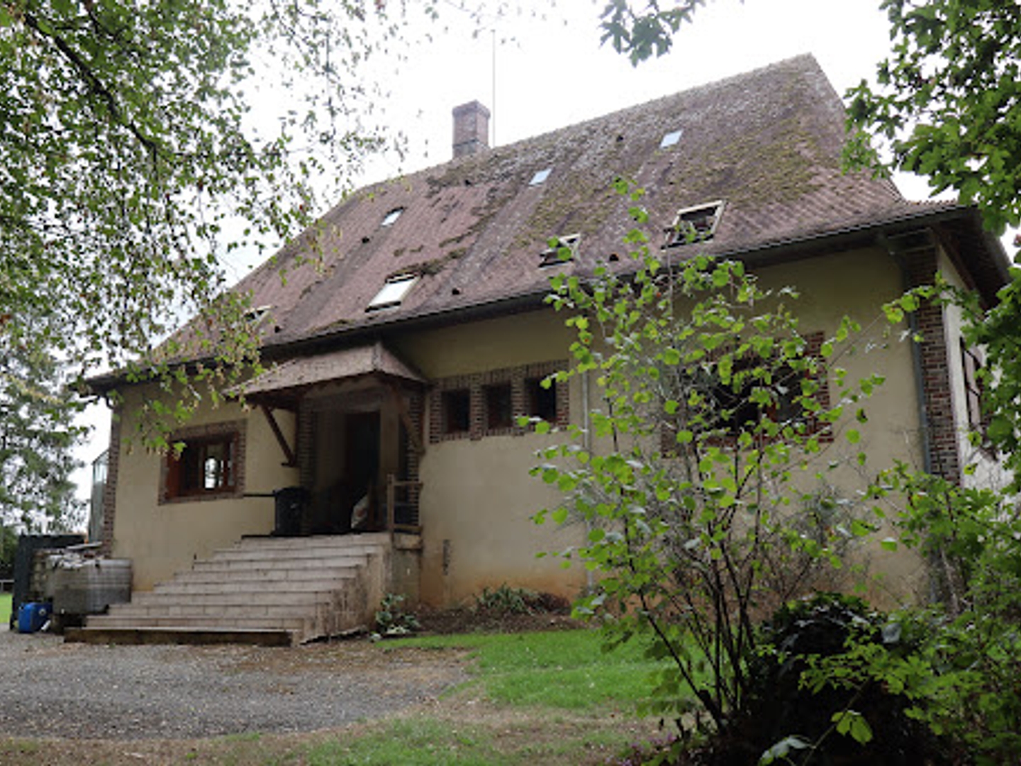 Maison 7 pièces 230 m²