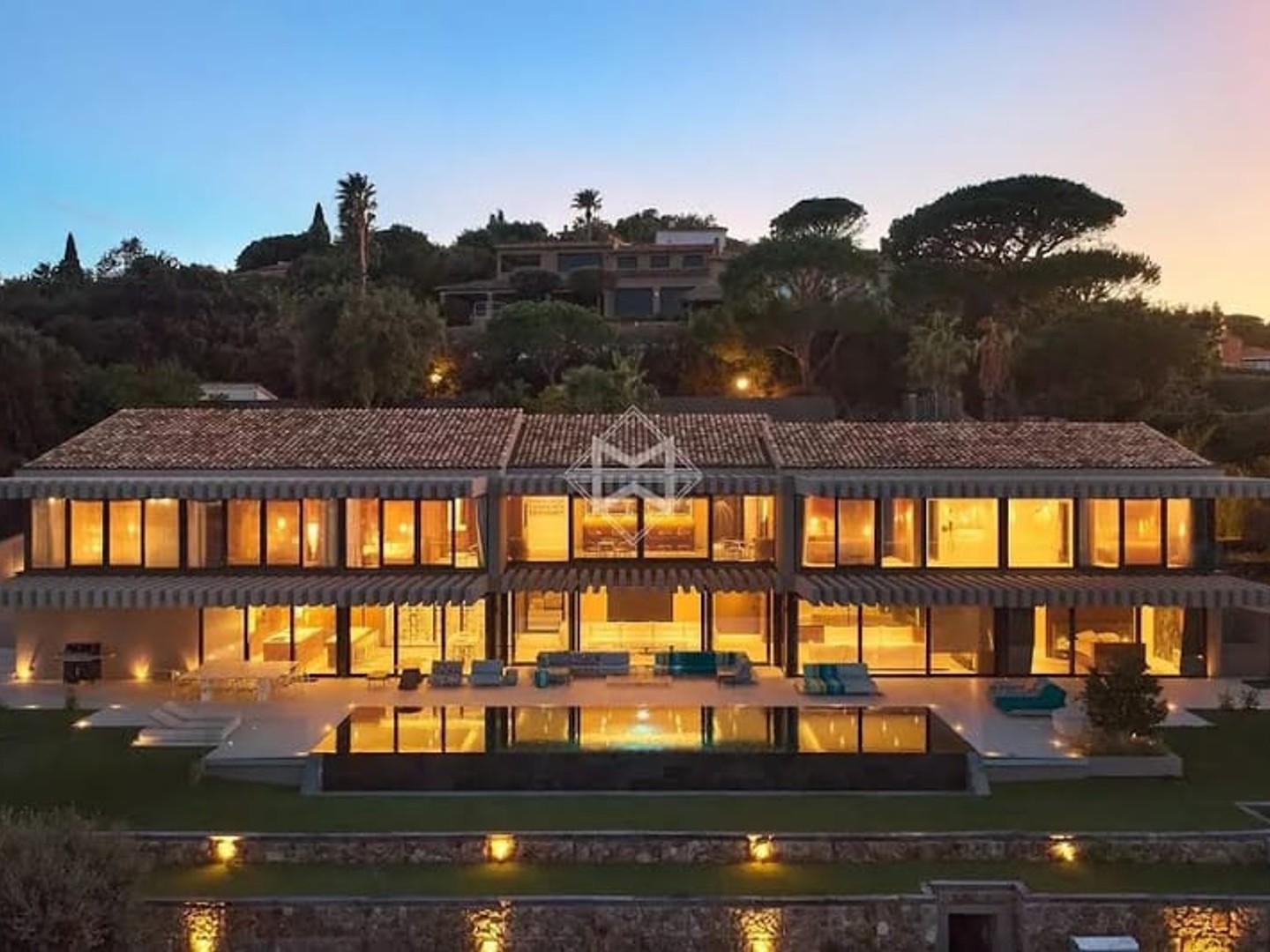 Propriété 8 pièces 600 m²