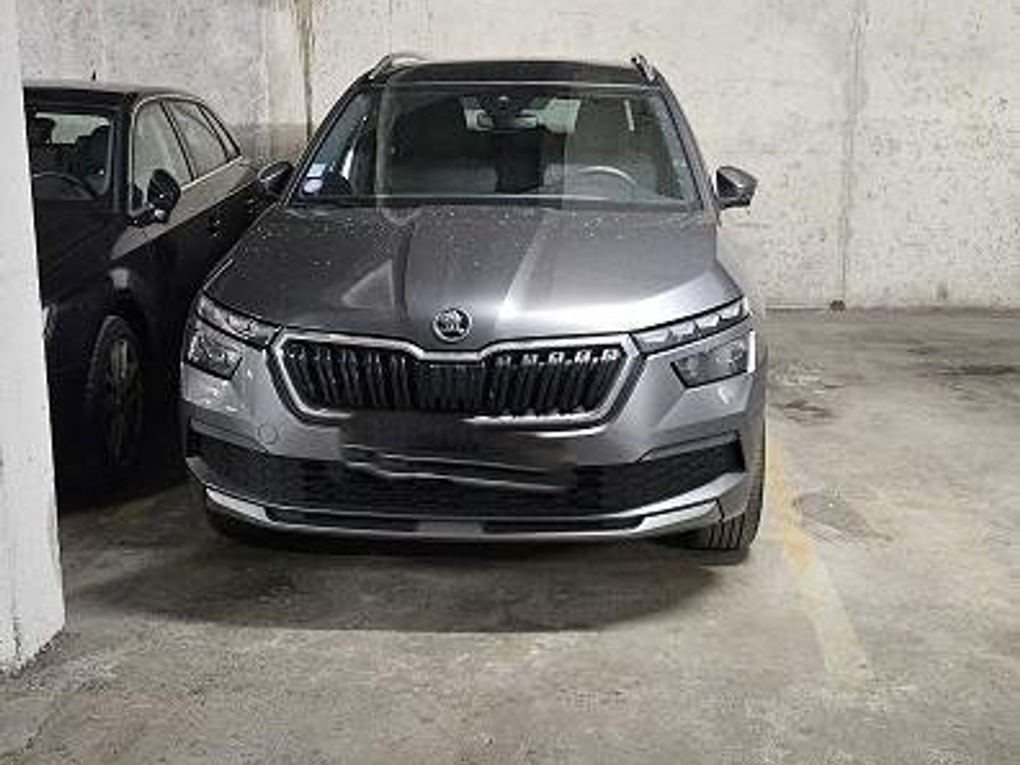 Parking / garage / box à vendre - 10m2 - Lille (59800)